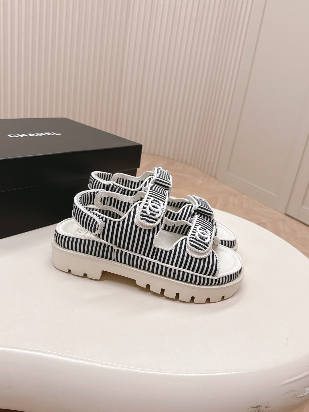 LuxluxHouse Best Quality Chanel Sandals