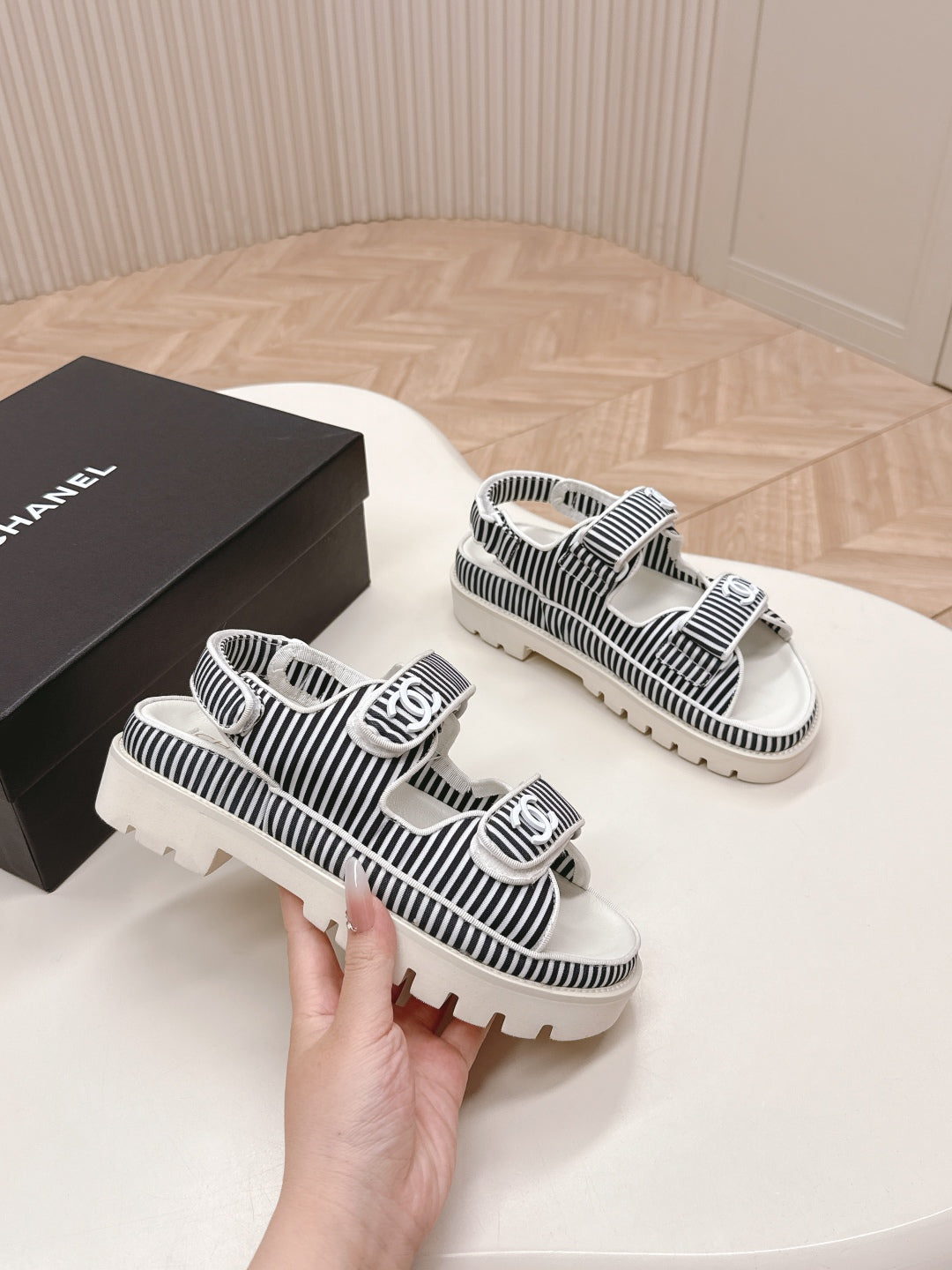 LuxluxHouse Best Quality Chanel Sandals