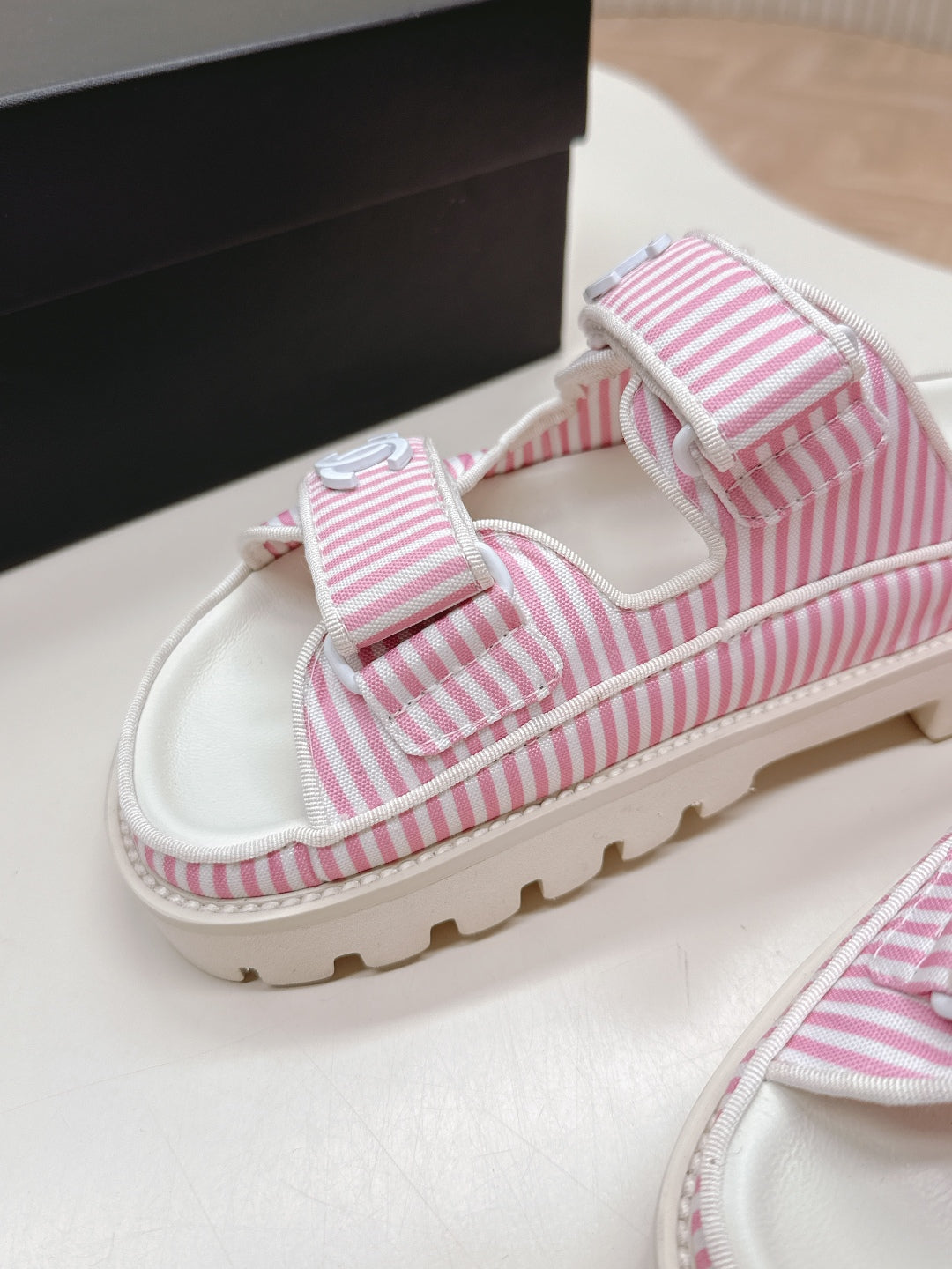 LuxluxHouse Best Quality Chanel Sandals