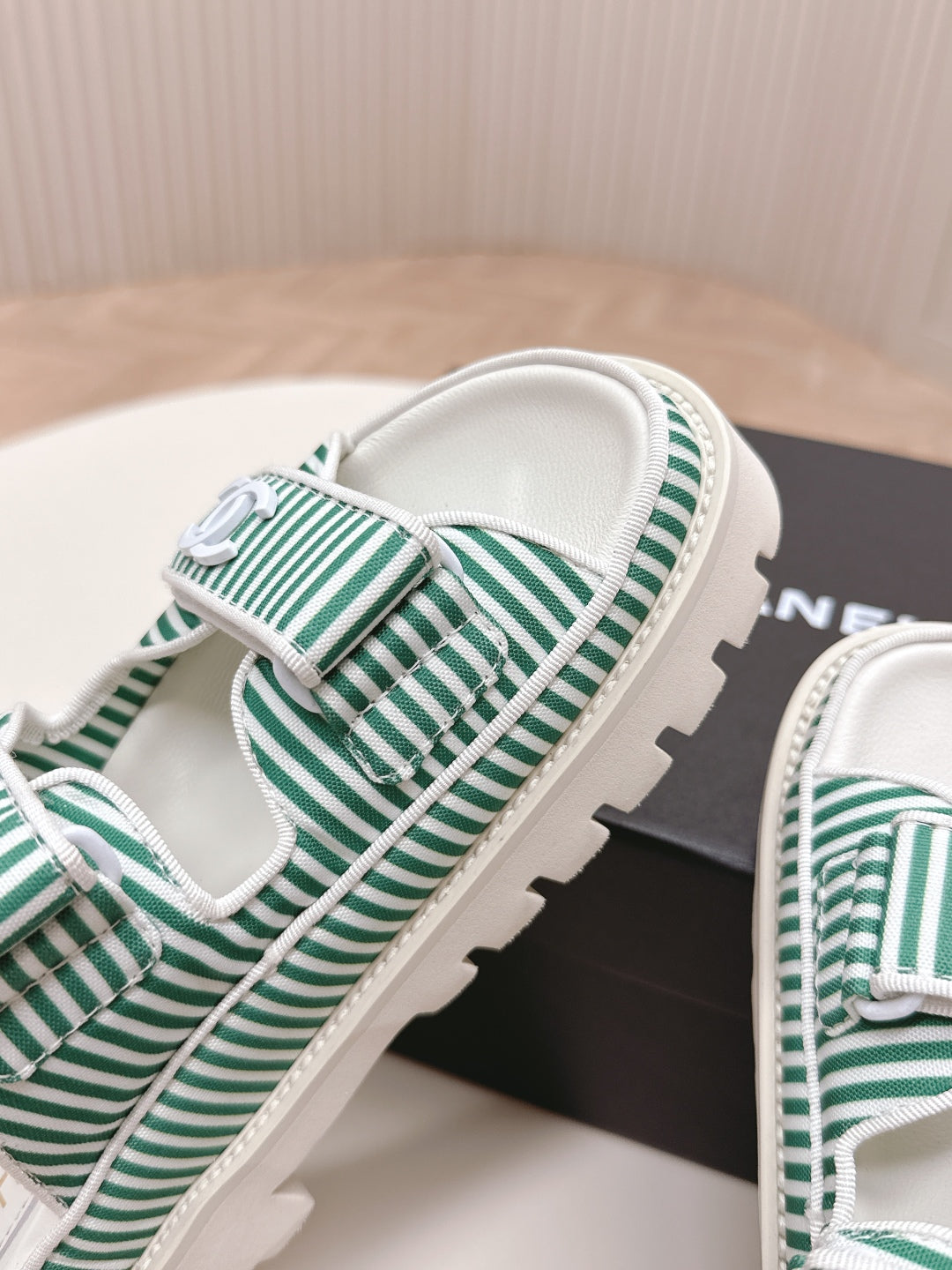 LuxluxHouse Best Quality Chanel Sandals