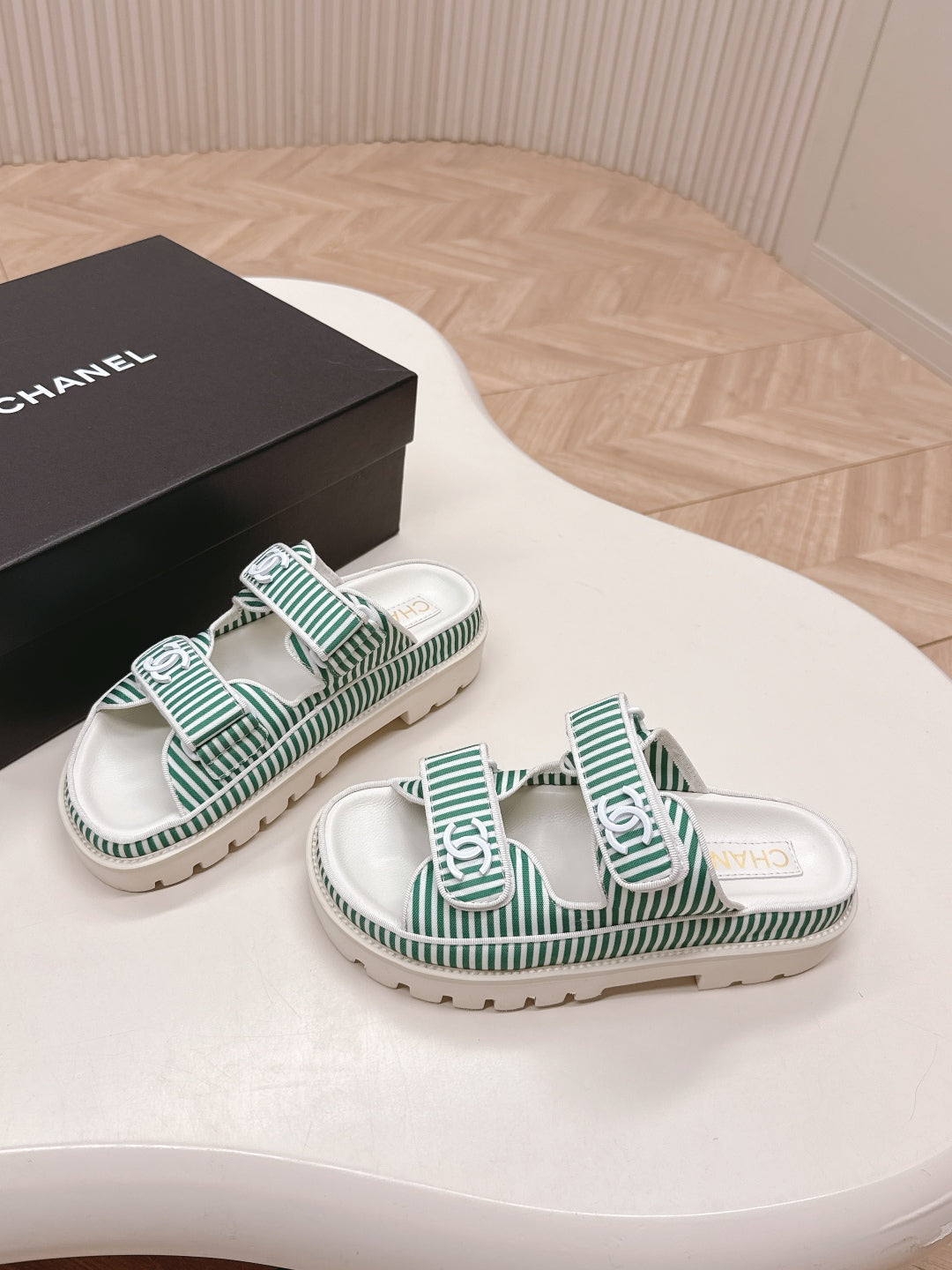 LuxluxHouse Best Quality Chanel Sandals