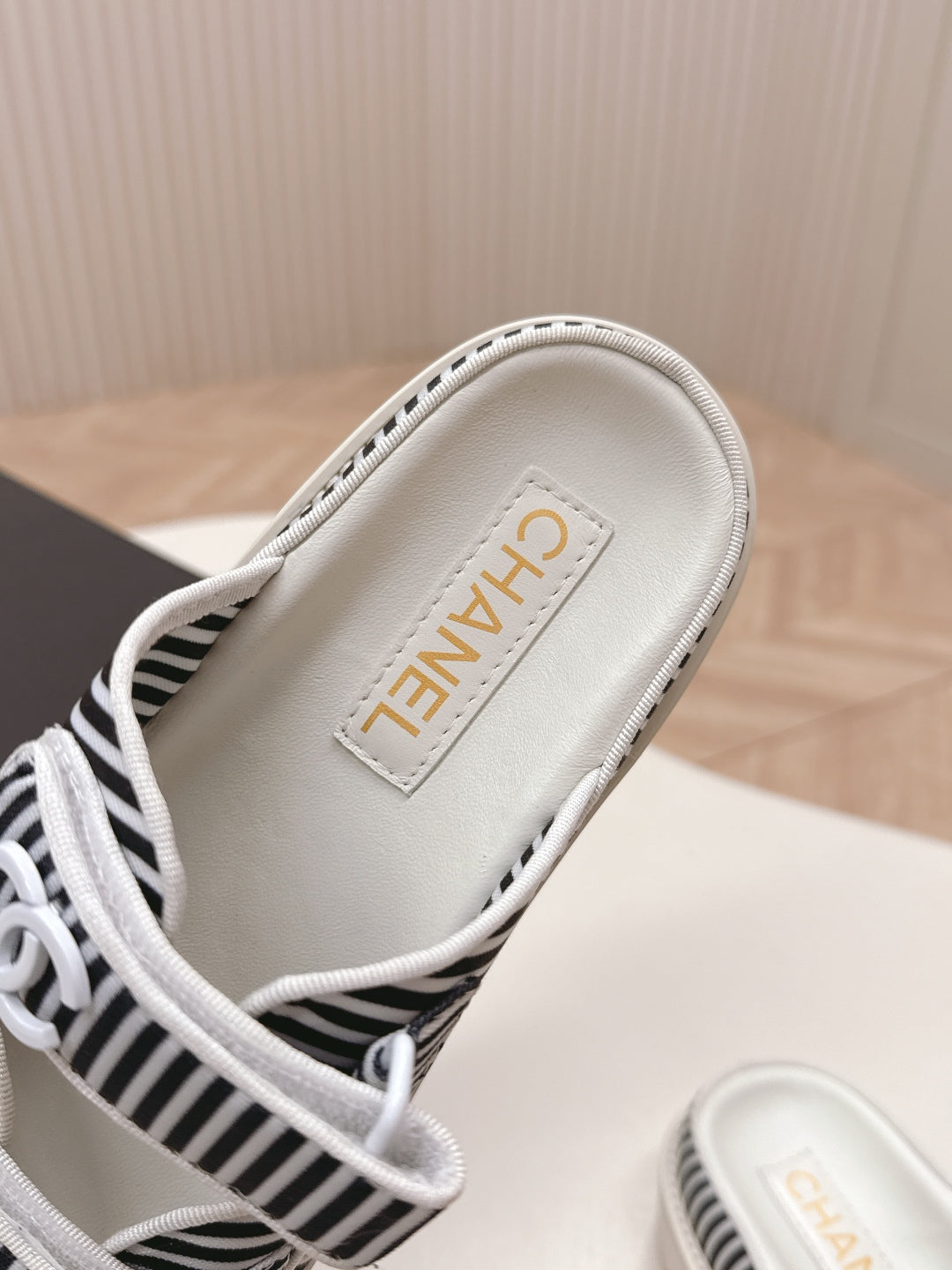 LuxluxHouse Best Quality Chanel Sandals