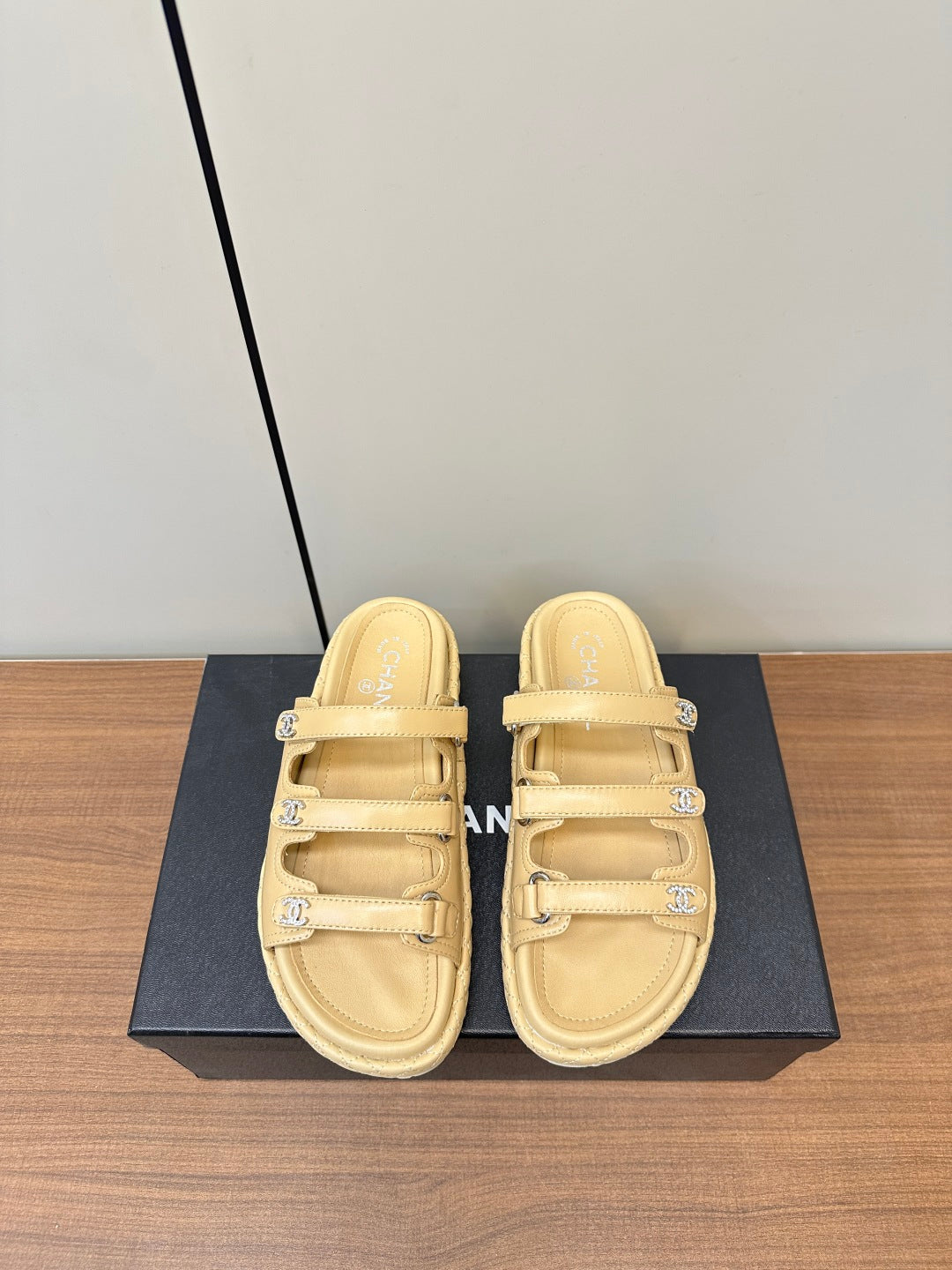 LuxluxHouse Best Quality Chanel Sandals