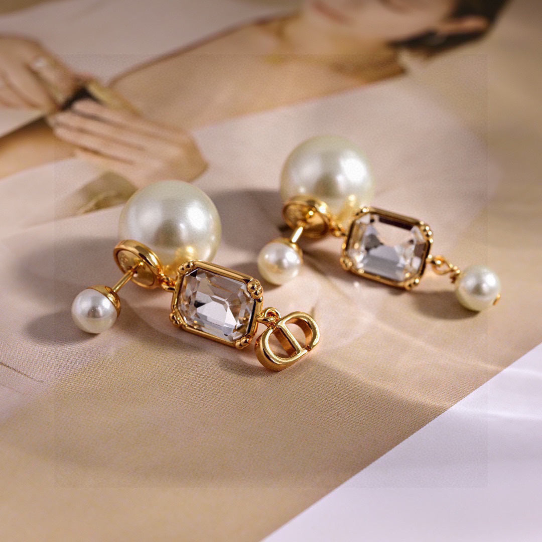 LuxluxHouse Best Quality Accessories Earrings Earrings Dior