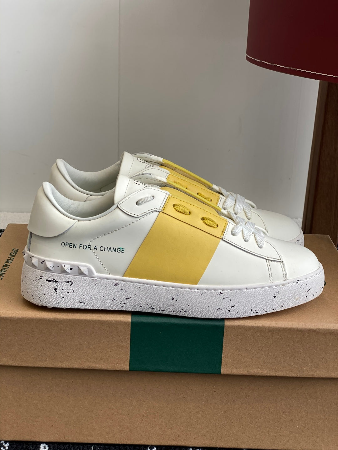 LuxluxHouse Best Quality Shoes Valentino