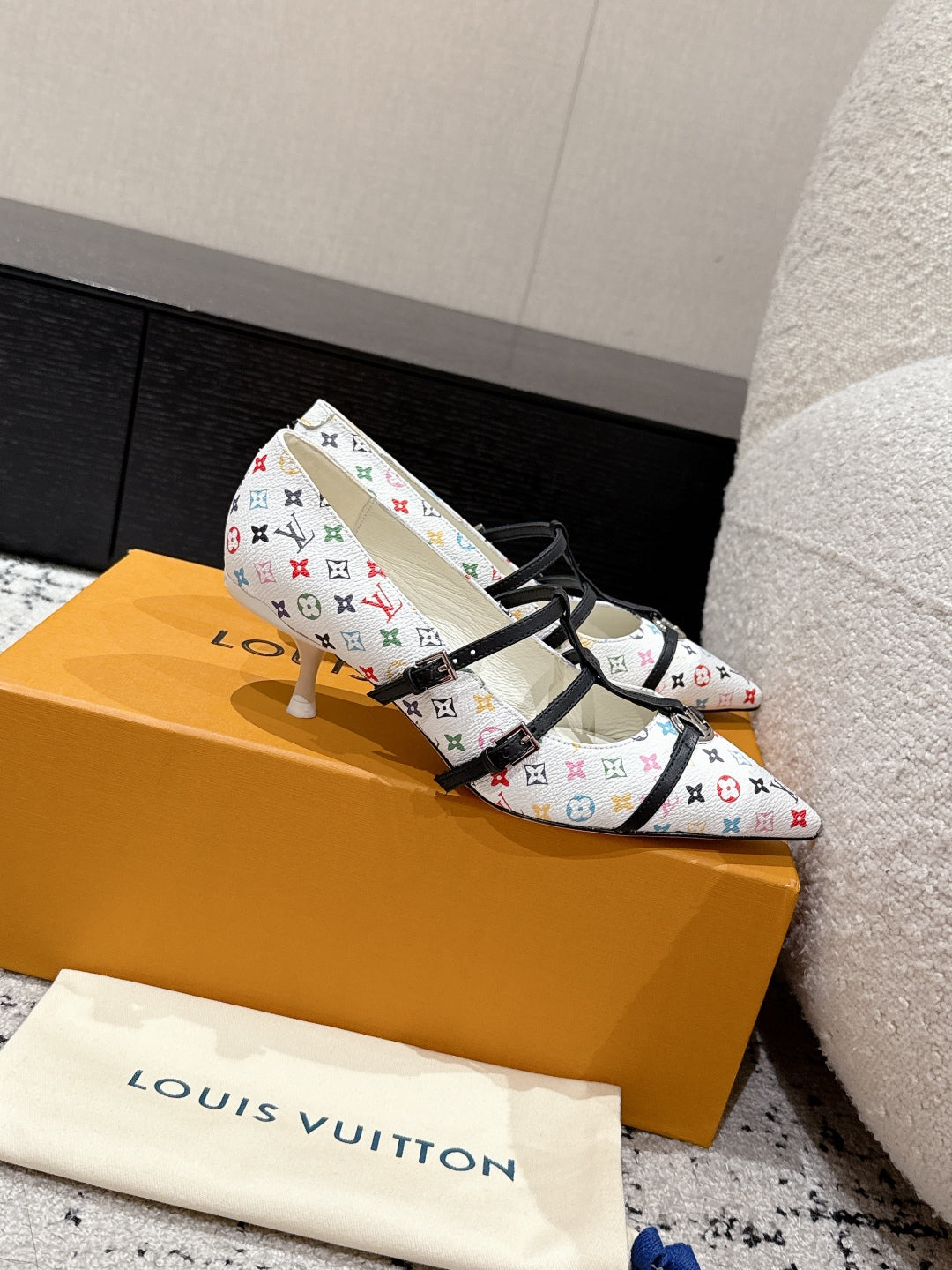 LuxluxHouse Best Quality Women Shoes Louis Vuitton