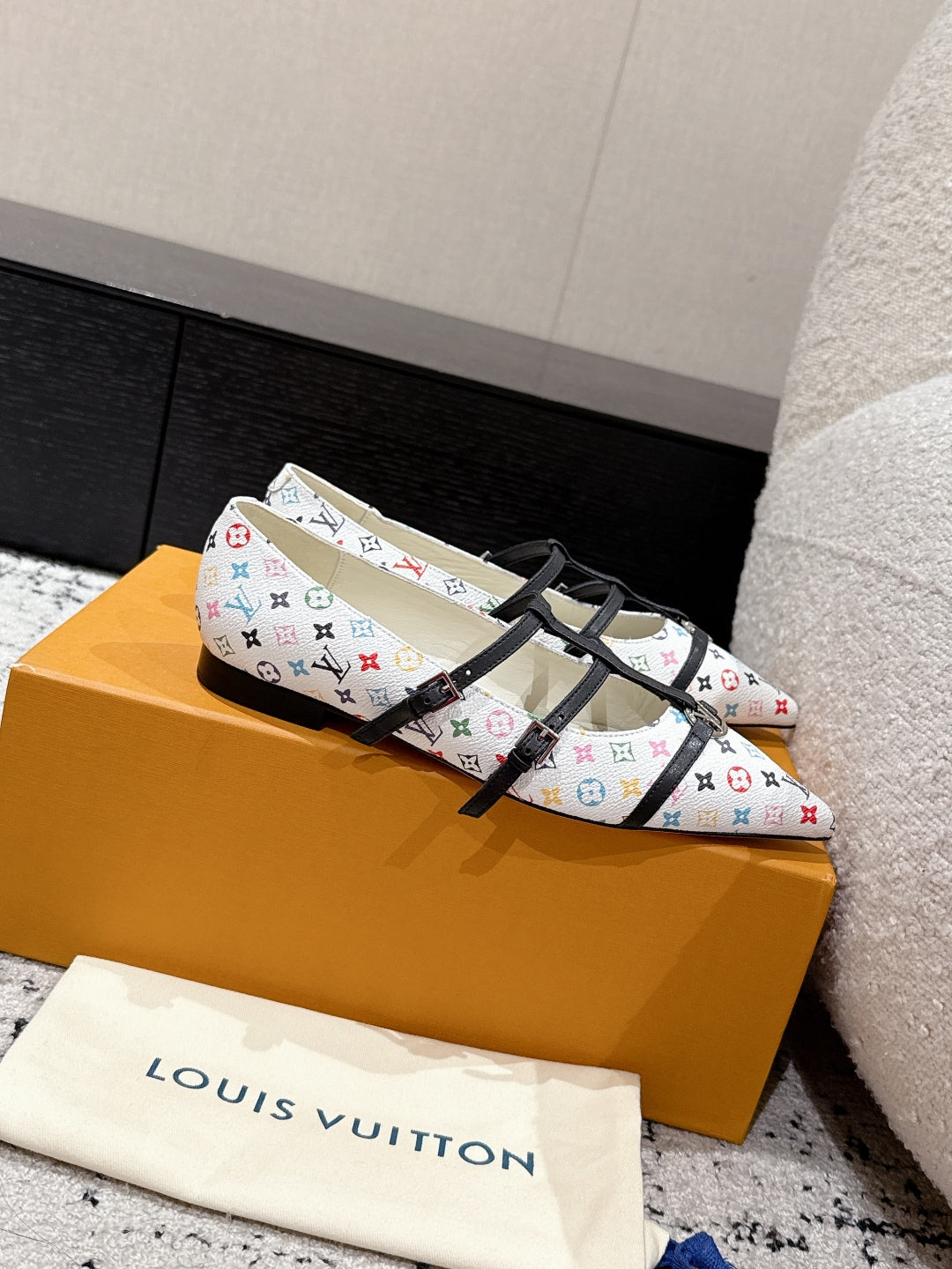LuxluxHouse Best Quality Women Shoes Louis Vuitton