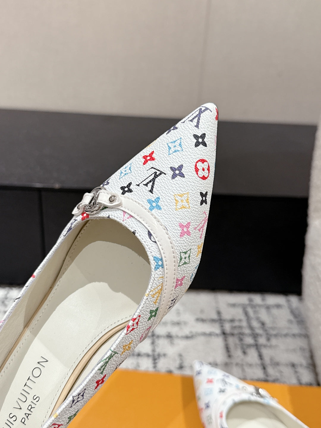 LuxluxHouse Best Quality Women Shoes Louis Vuitton