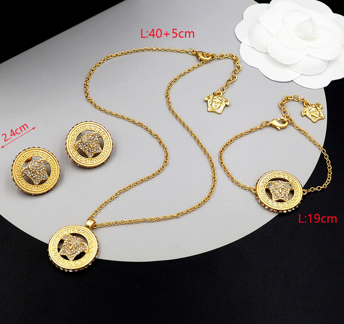 LuxluxHouse Best Quality Accessories Versace