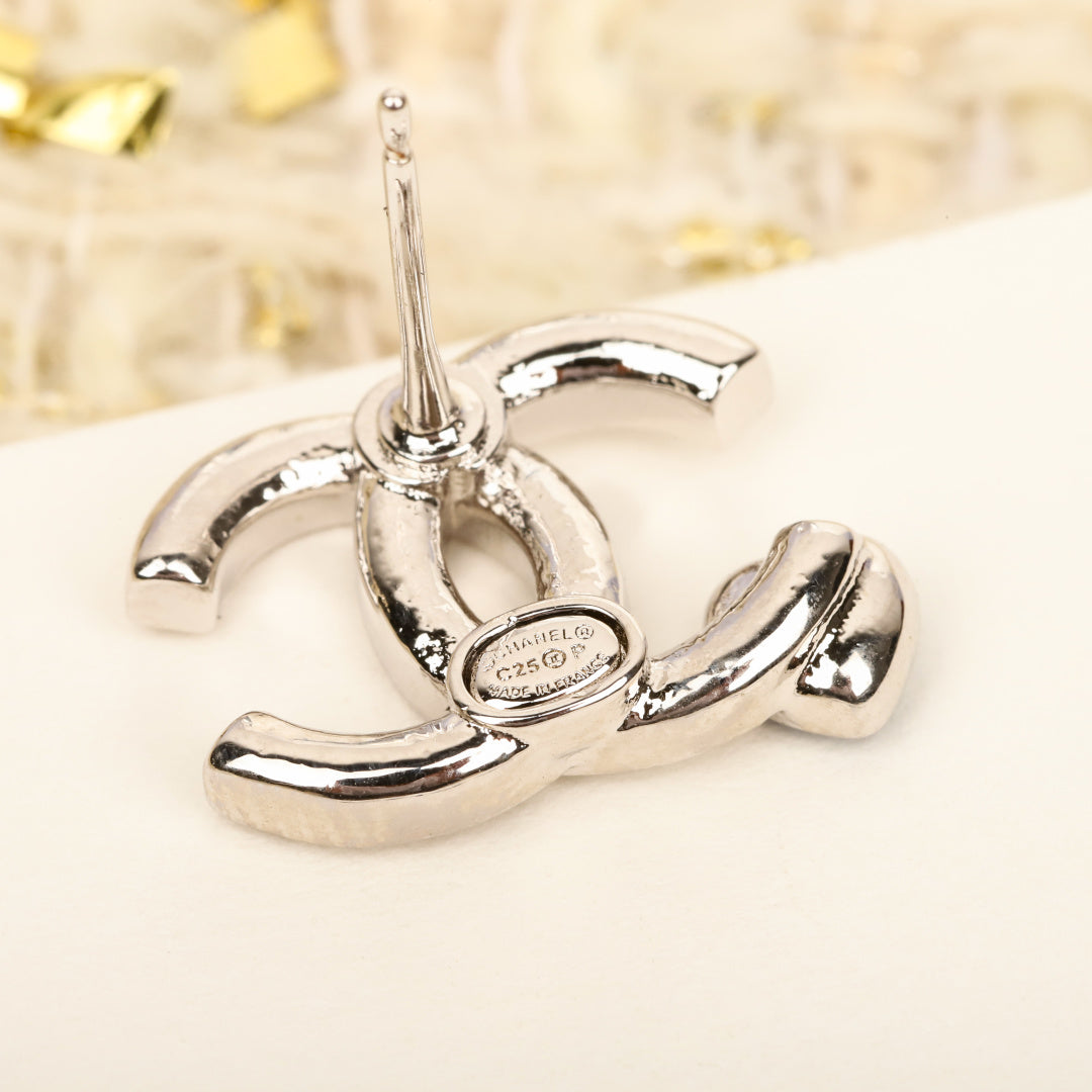LuxluxHouse Best Quality Accessories Ring Chanel Earrings