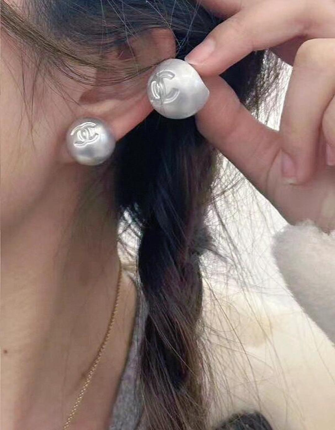 LuxluxHouse Best Quality Accessories Ring Earrings Chanel Earrings