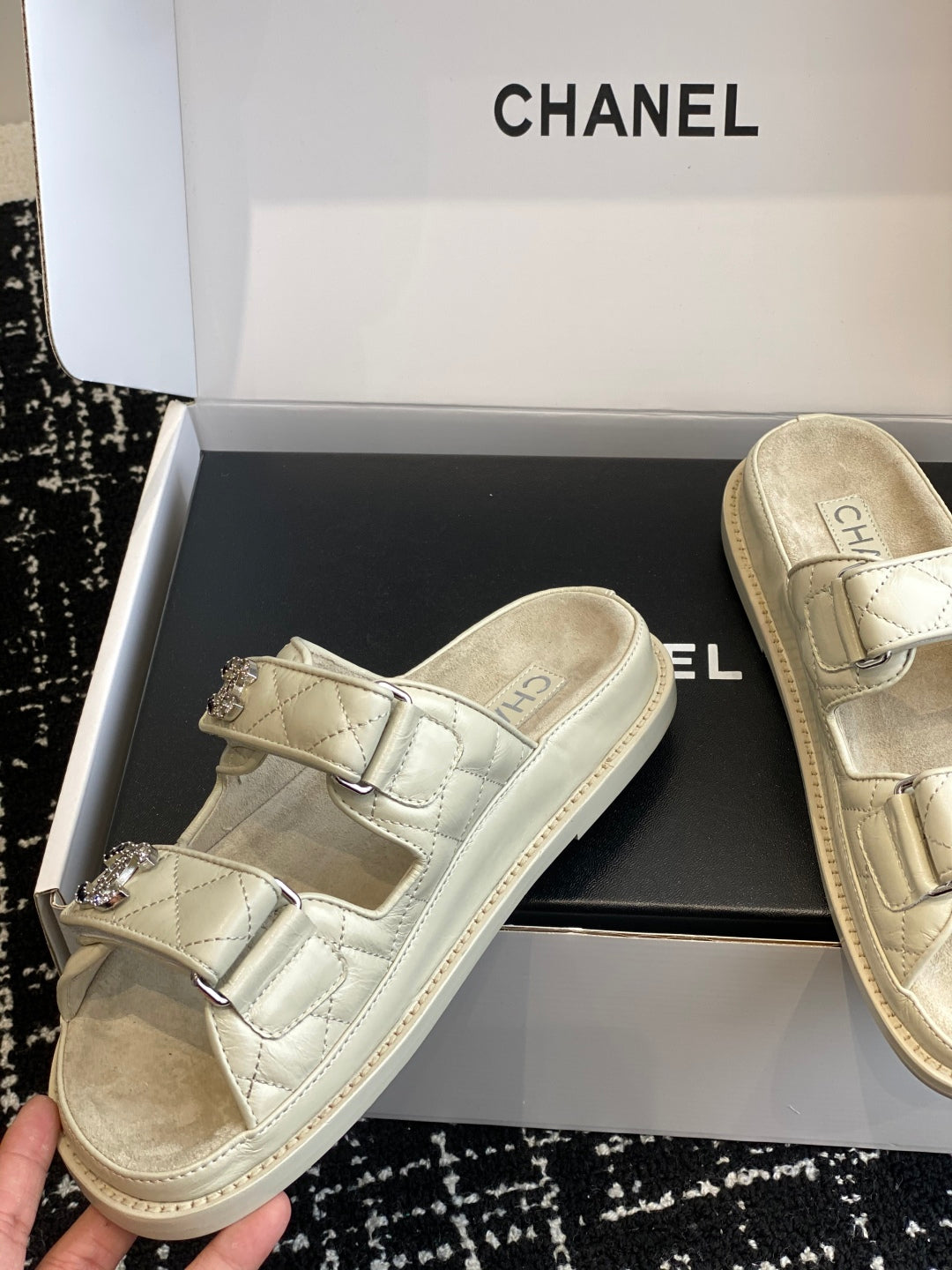LuxluxHouse Best Quality Chanel Sandals
