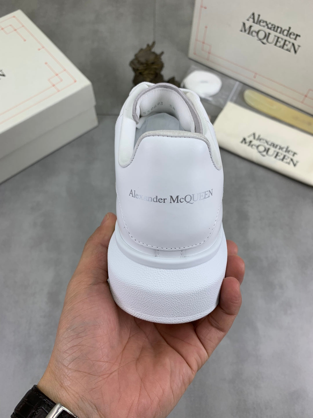 LuxluxHouse Best Quality Shoes Alexander McQueen