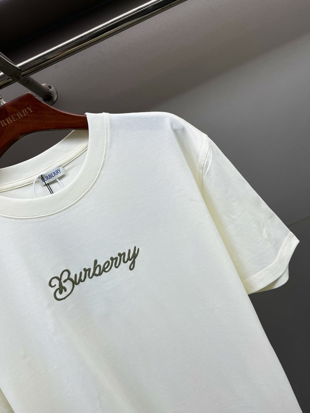 LuxluxHouse Best Quality Clothes Burberry T-shirt
