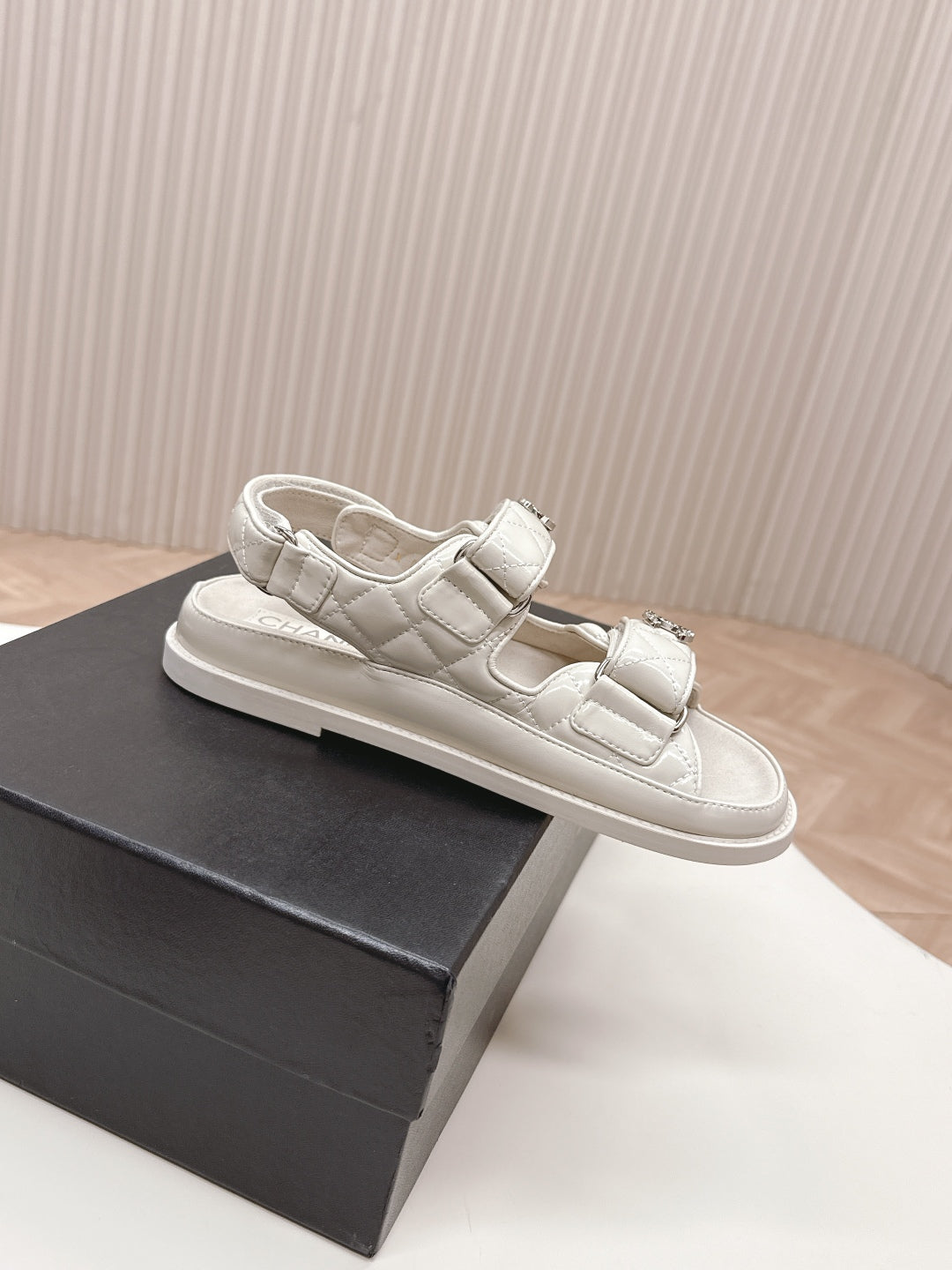 LuxluxHouse Best Quality Chanel Sandals