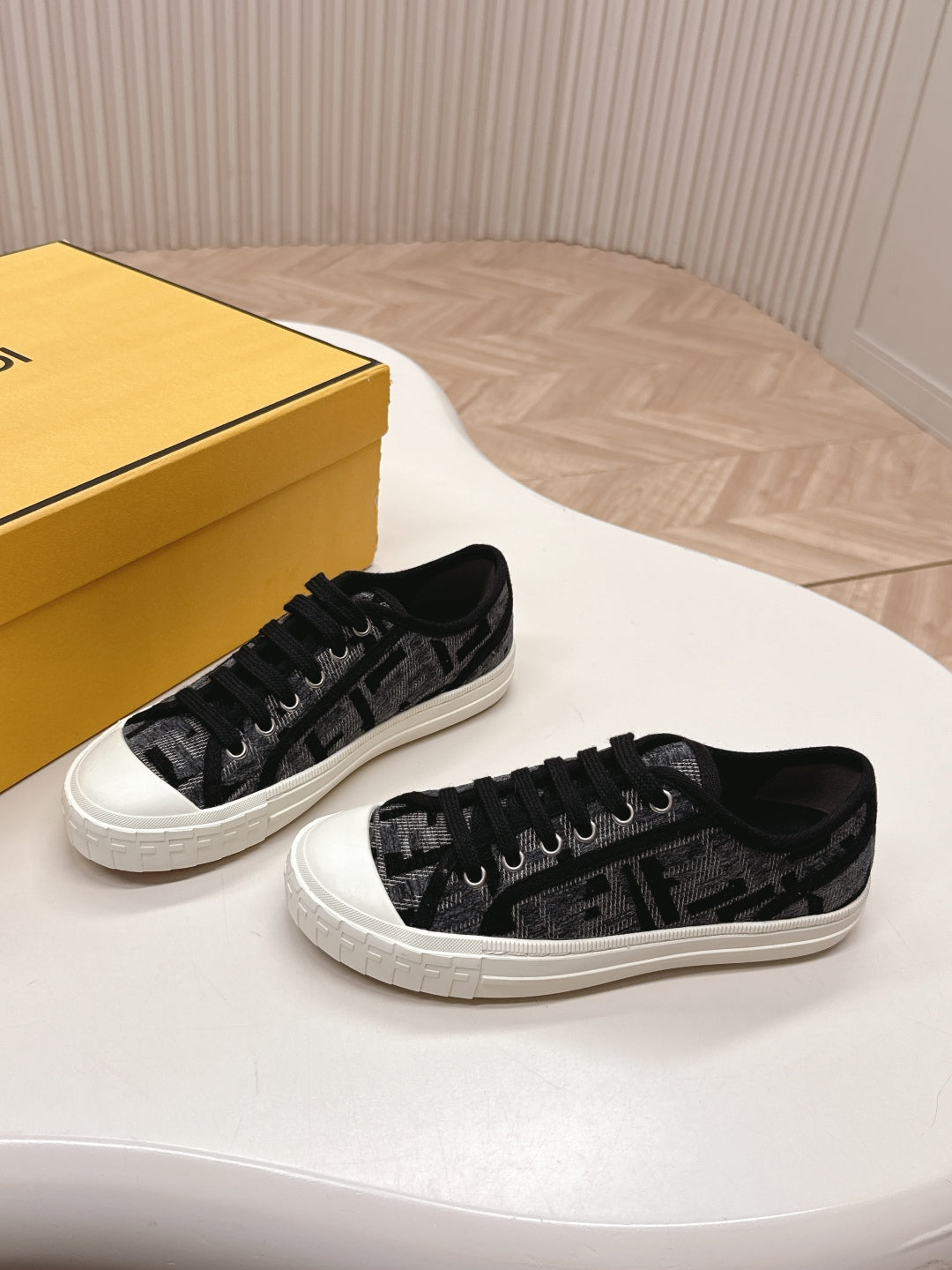 LuxluxHouse Best Quality Fendi Women Shoes