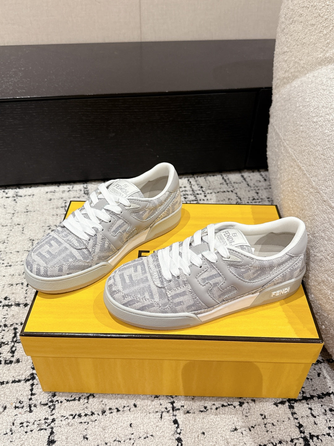 LuxluxHouse Best Quality Shoes Fendi