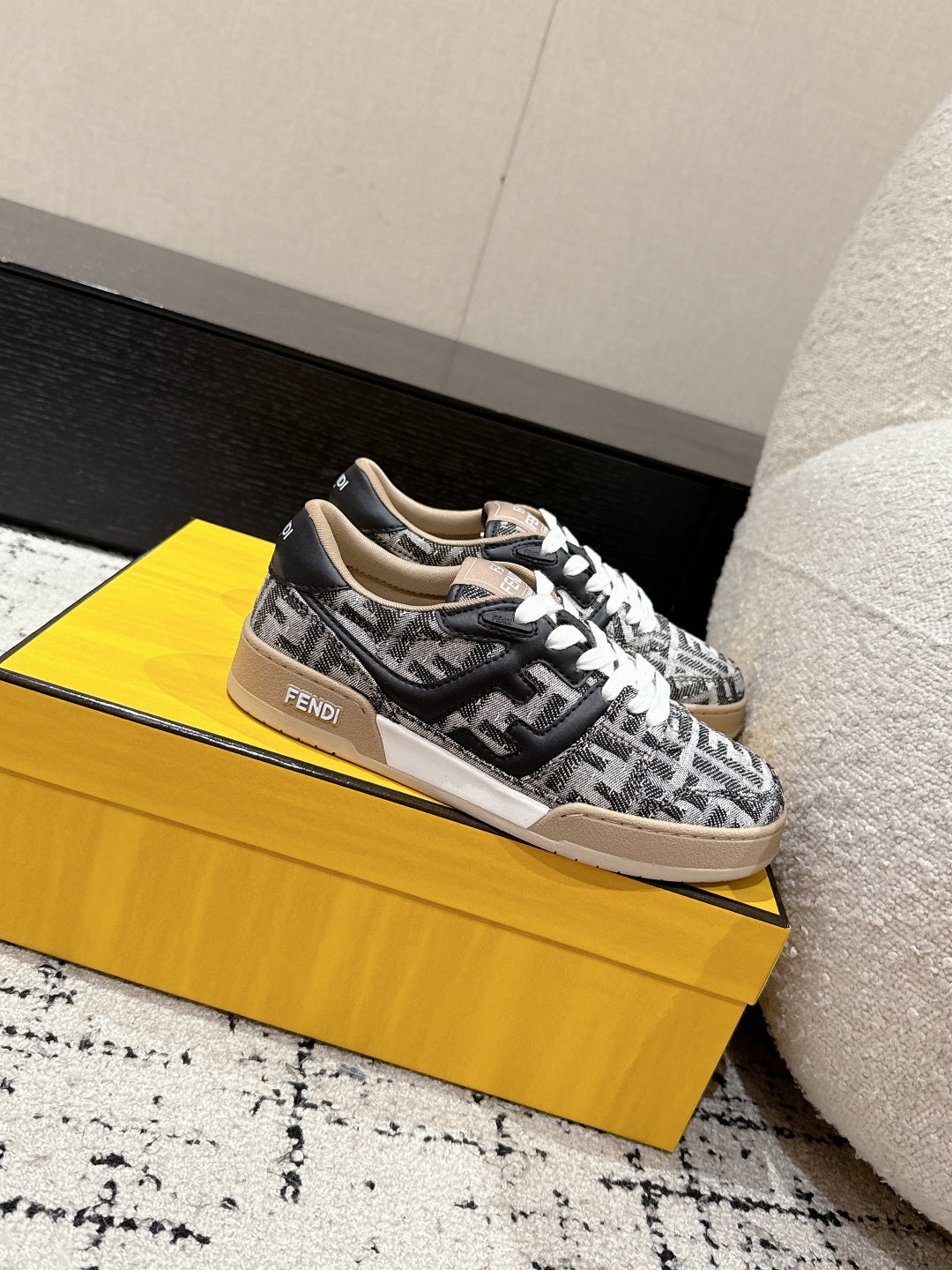 LuxluxHouse Best Quality Shoes Fendi