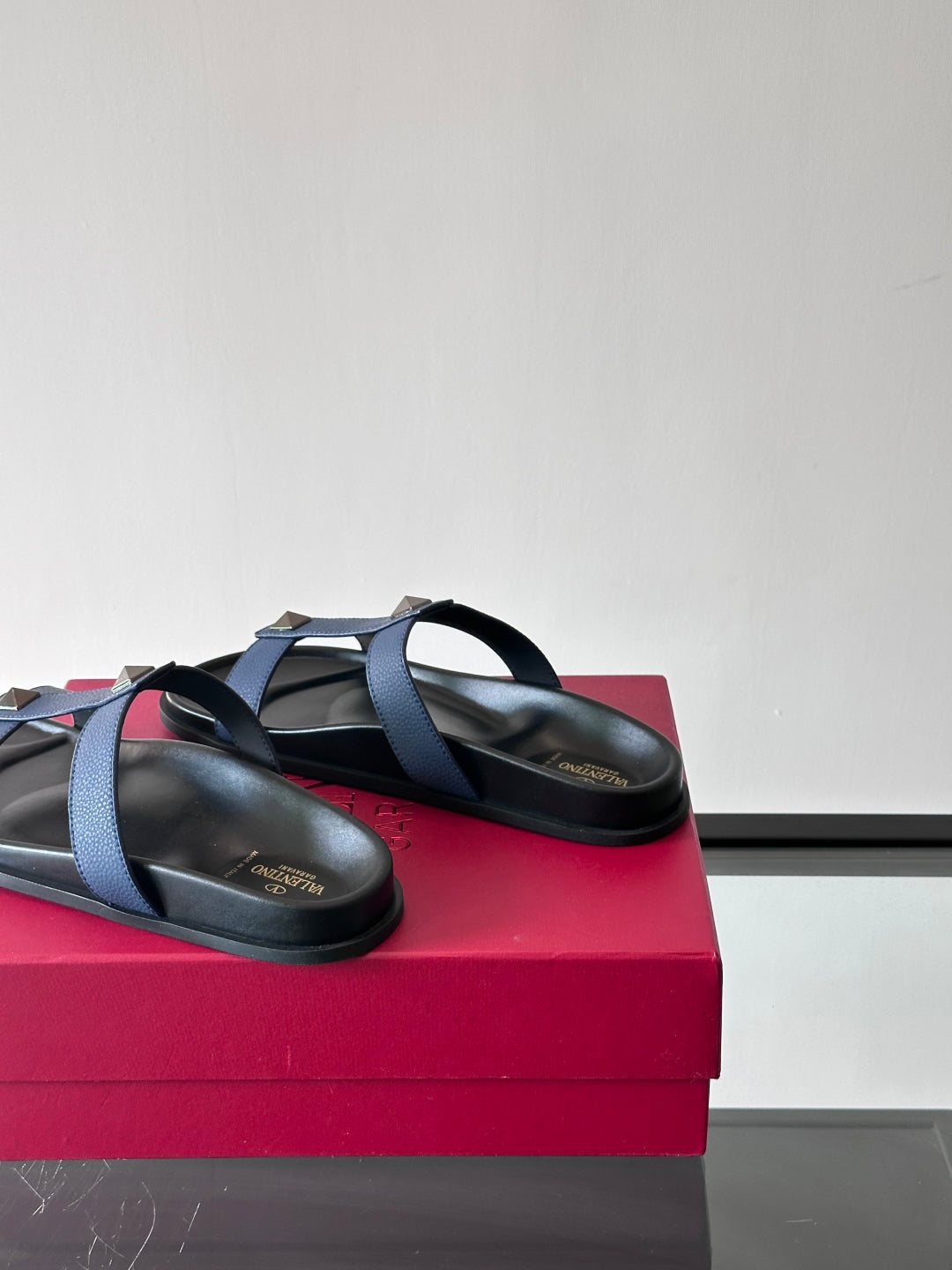 LuxluxHouse Best Quality Sandals Valentino