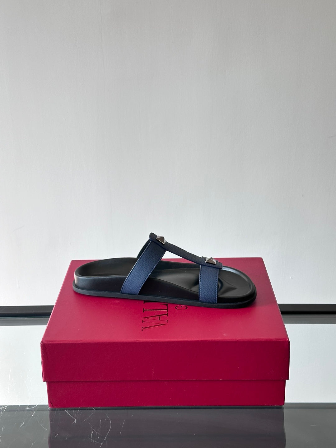 LuxluxHouse Best Quality Sandals Valentino