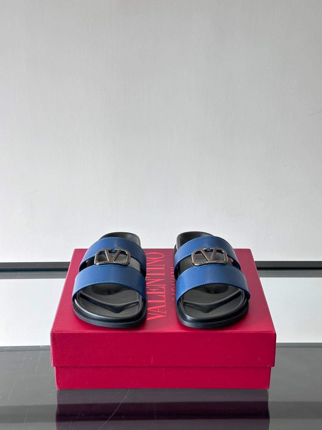 LuxluxHouse Best Quality Sandals Valentino