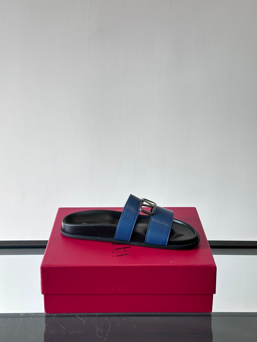 LuxluxHouse Best Quality Sandals Valentino