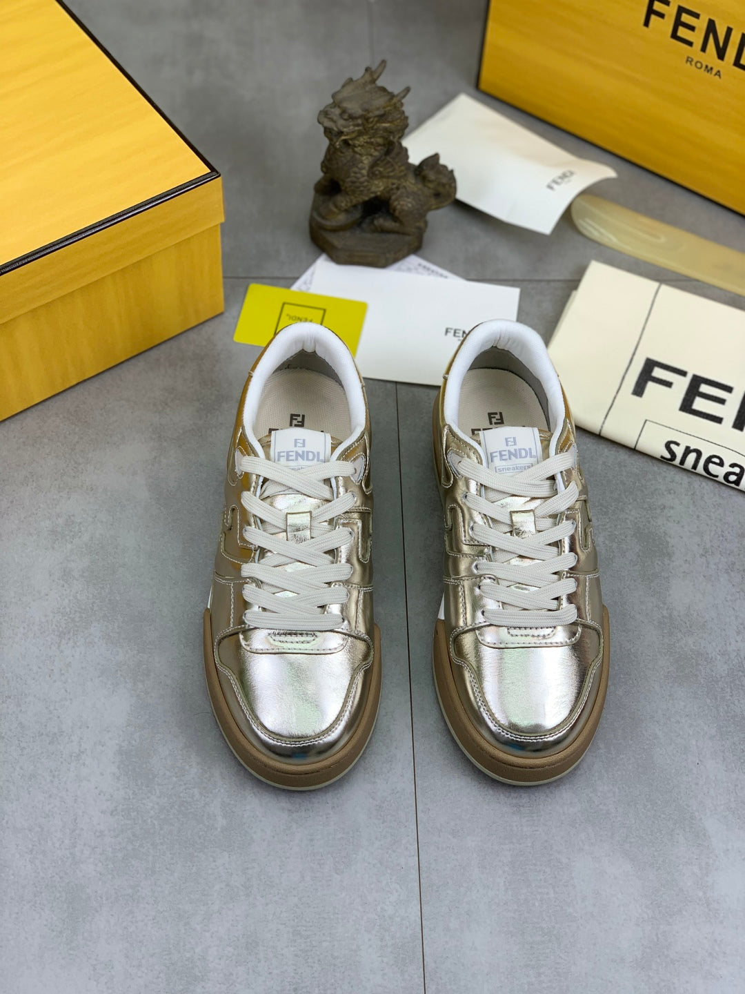 LuxluxHouse Best Quality Shoes Fendi