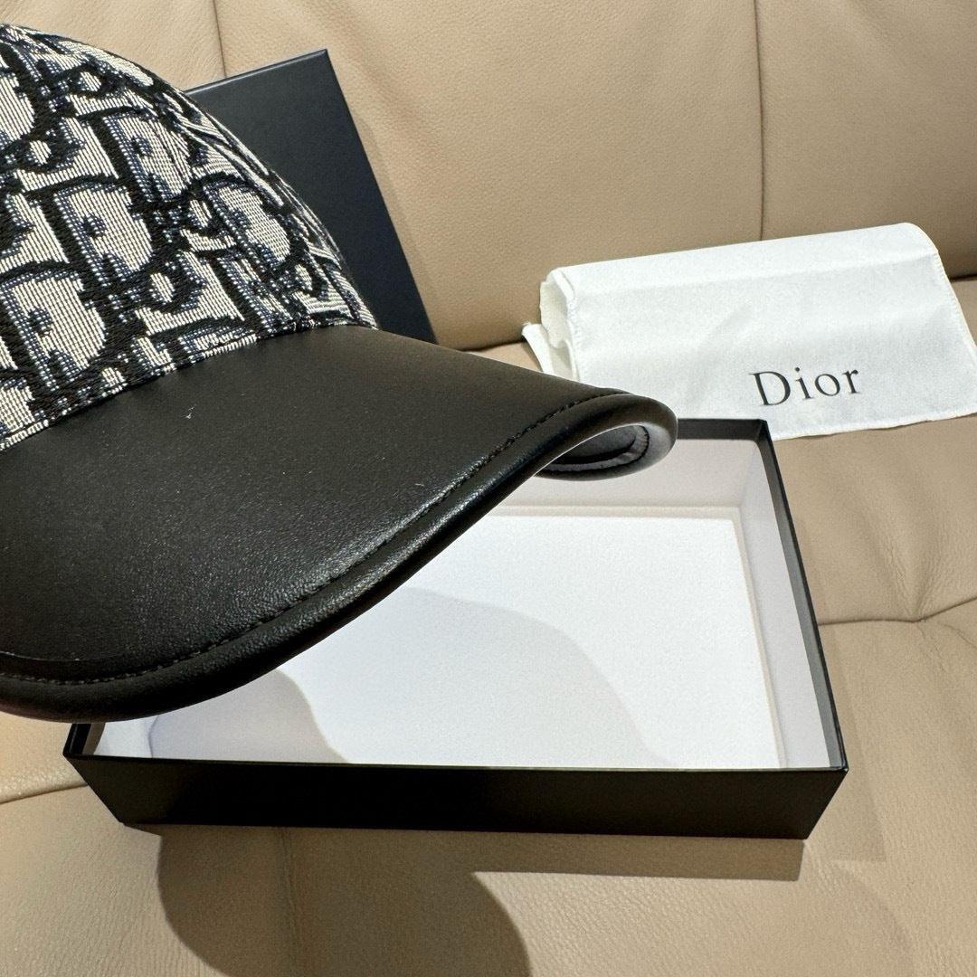 LuxluxHouse Best Quality Caps Dior