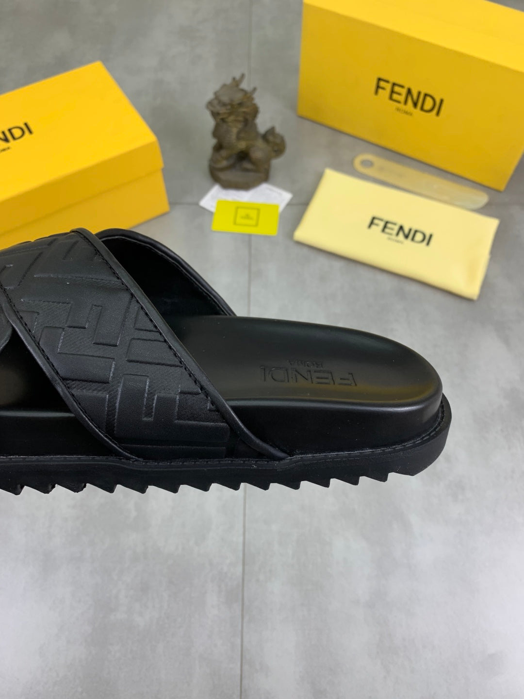 LuxluxHouse Best Quality Sandals Fendi