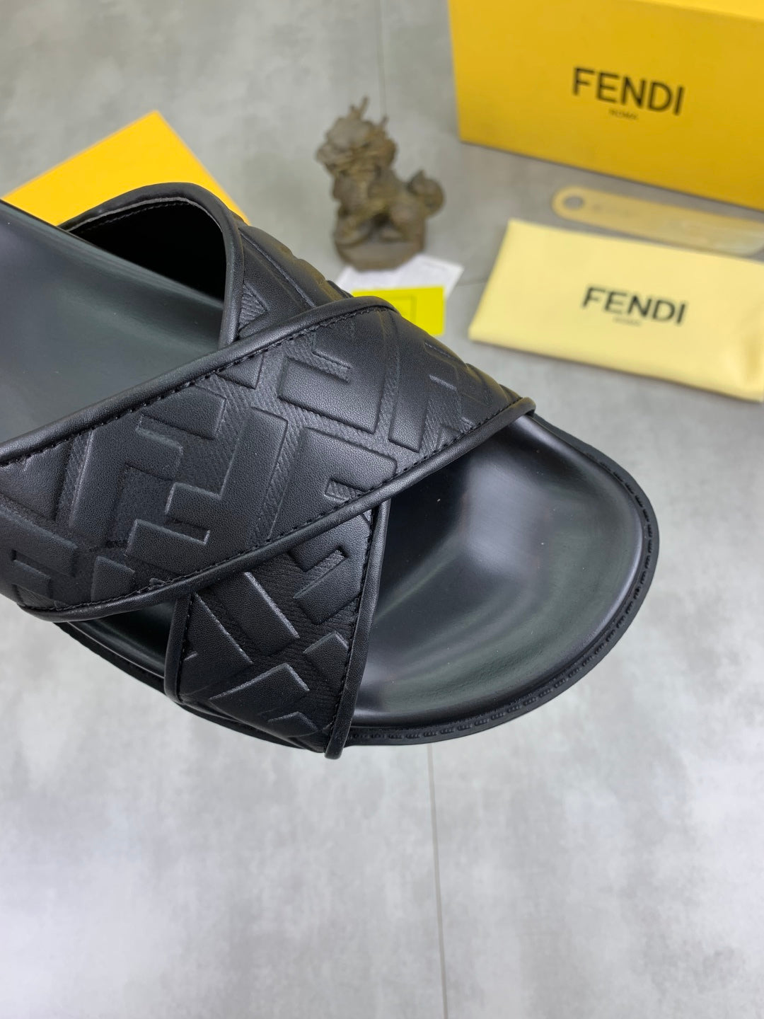 LuxluxHouse Best Quality Sandals Fendi