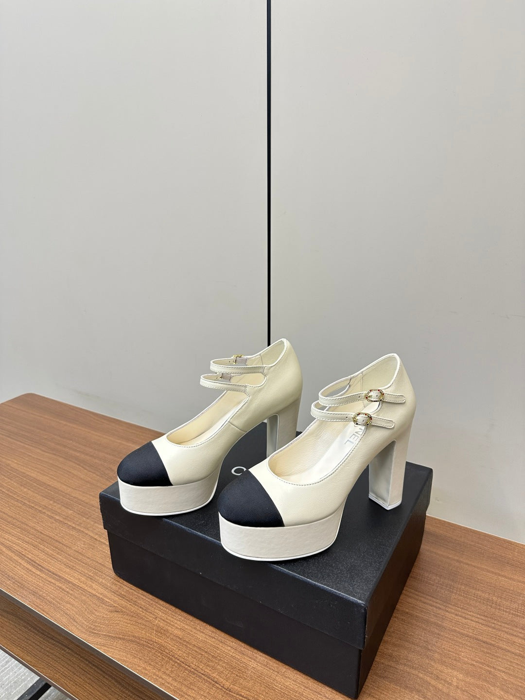 LuxluxHouse Best Quality Chanel Sandals