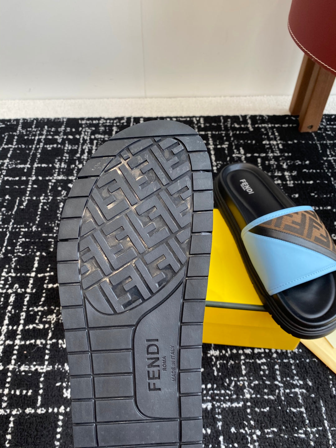 LuxluxHouse Best Quality Sandals Fendi