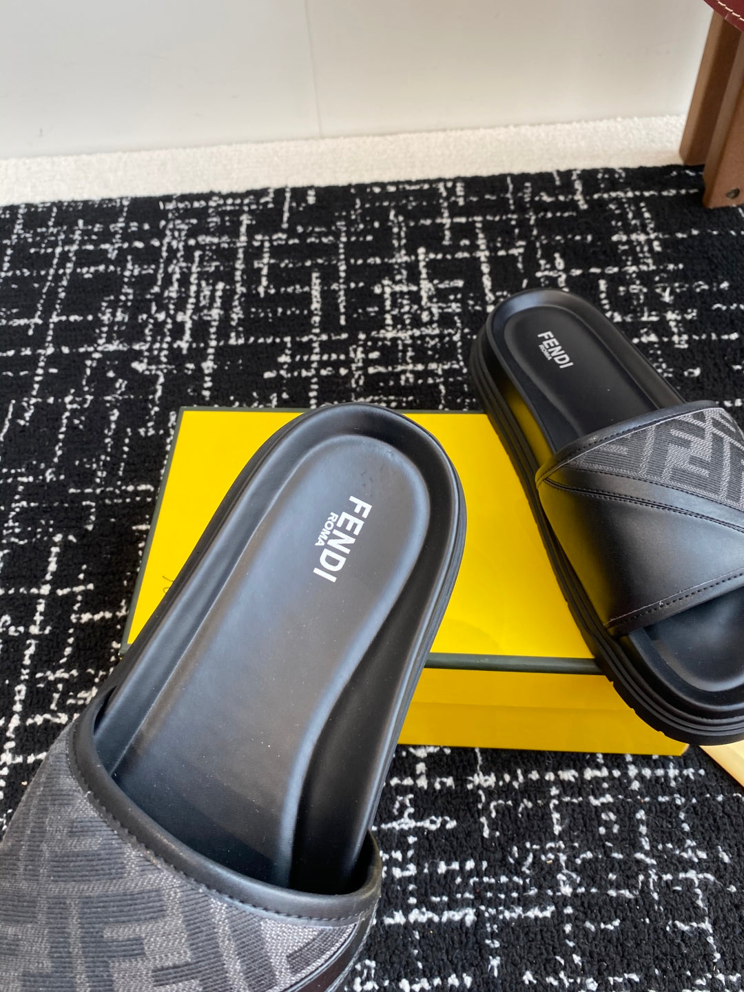 LuxluxHouse Best Quality Sandals Fendi