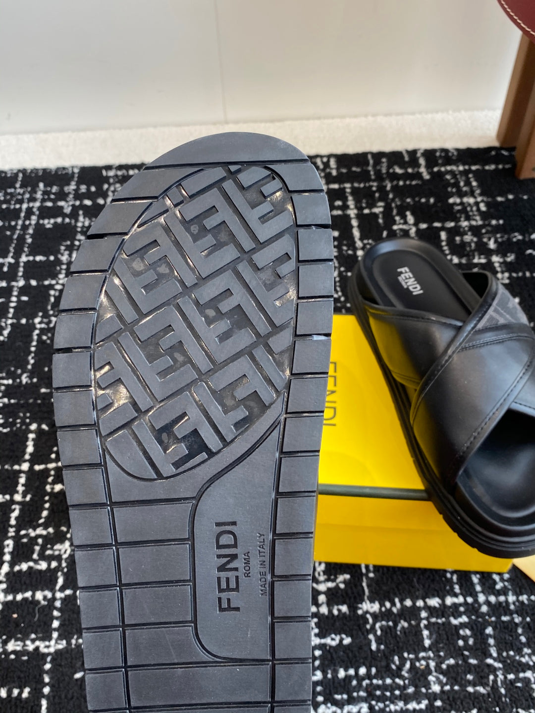 LuxluxHouse Best Quality Sandals Fendi