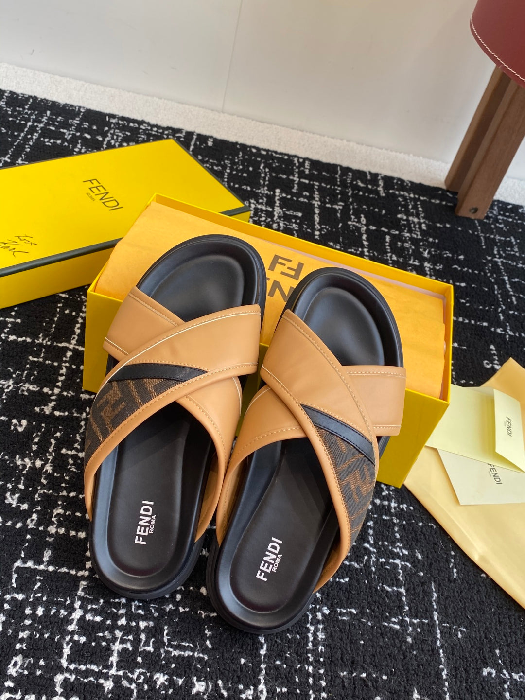 LuxluxHouse Best Quality Sandals Fendi