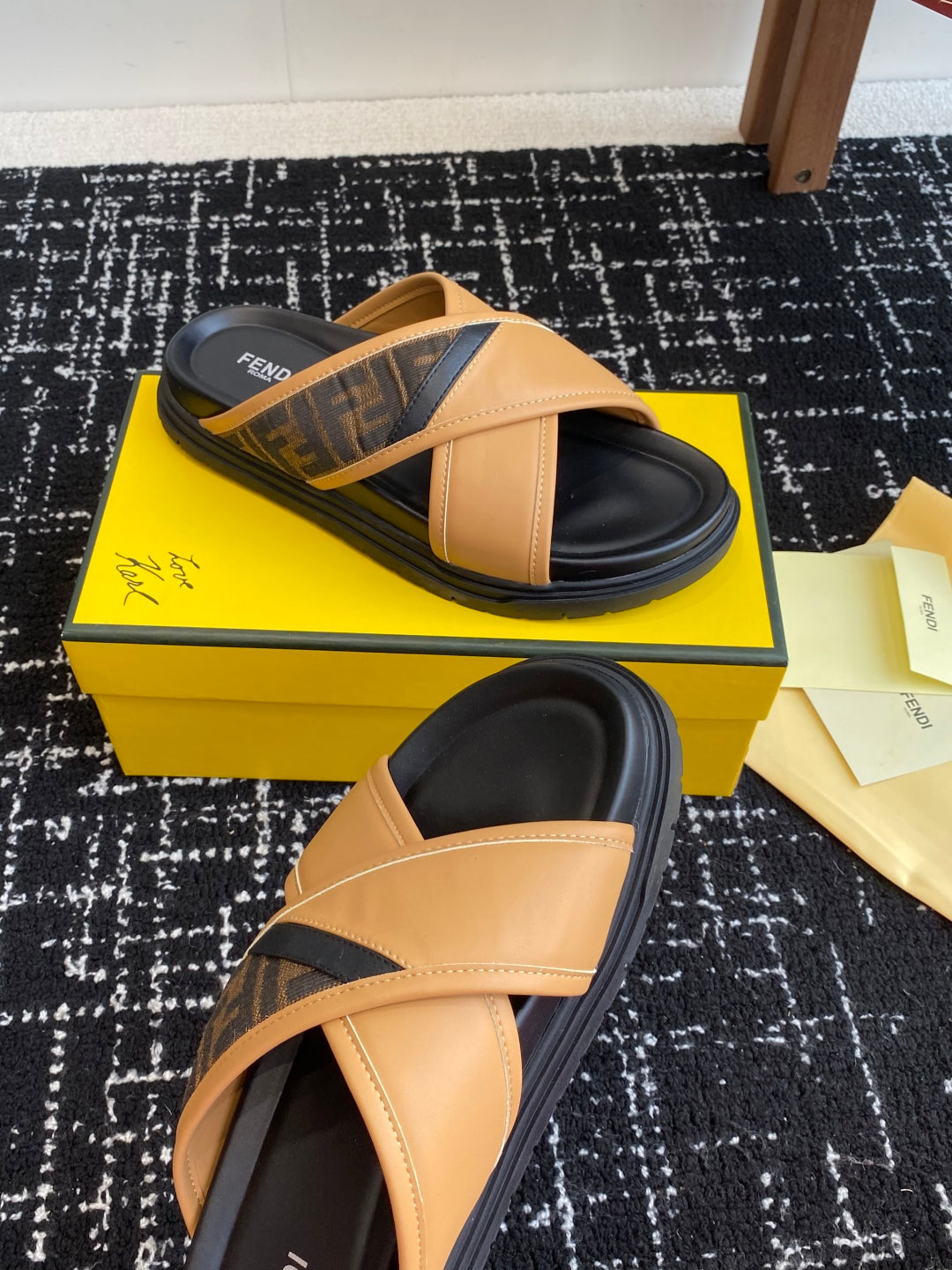 LuxluxHouse Best Quality Sandals Fendi