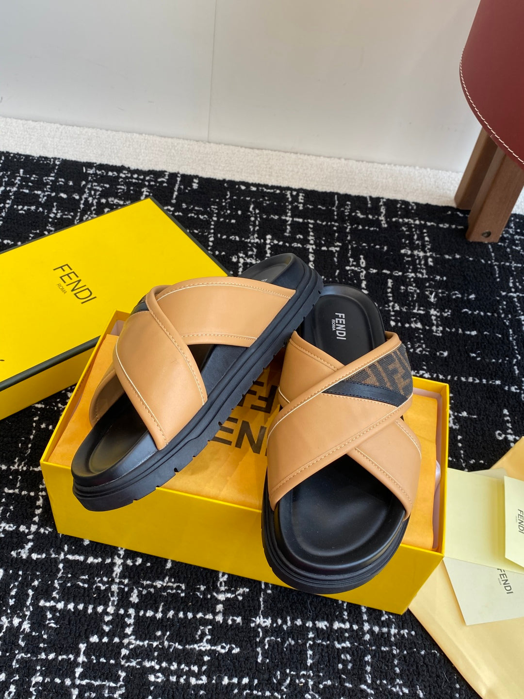LuxluxHouse Best Quality Sandals Fendi