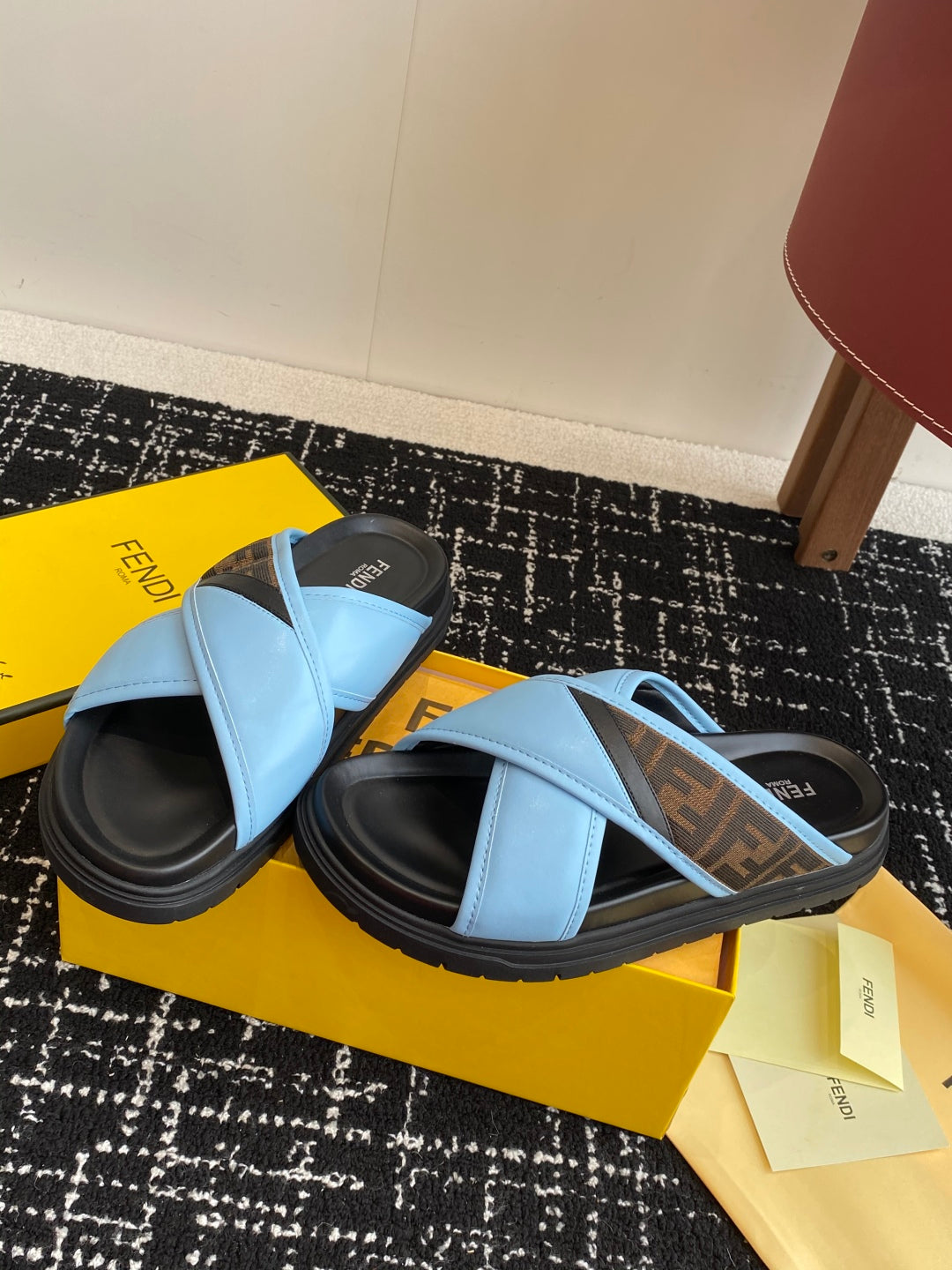 LuxluxHouse Best Quality Sandals Fendi