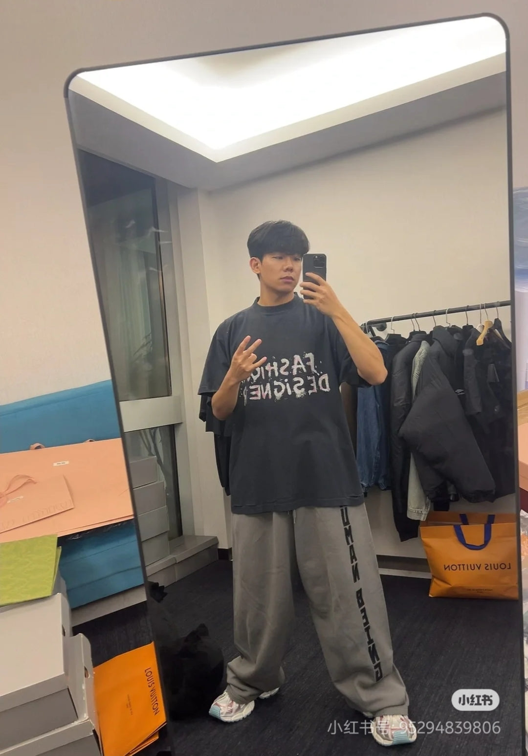 LuxluxHouse Best Quality Clothes Balenciaga T-shirt