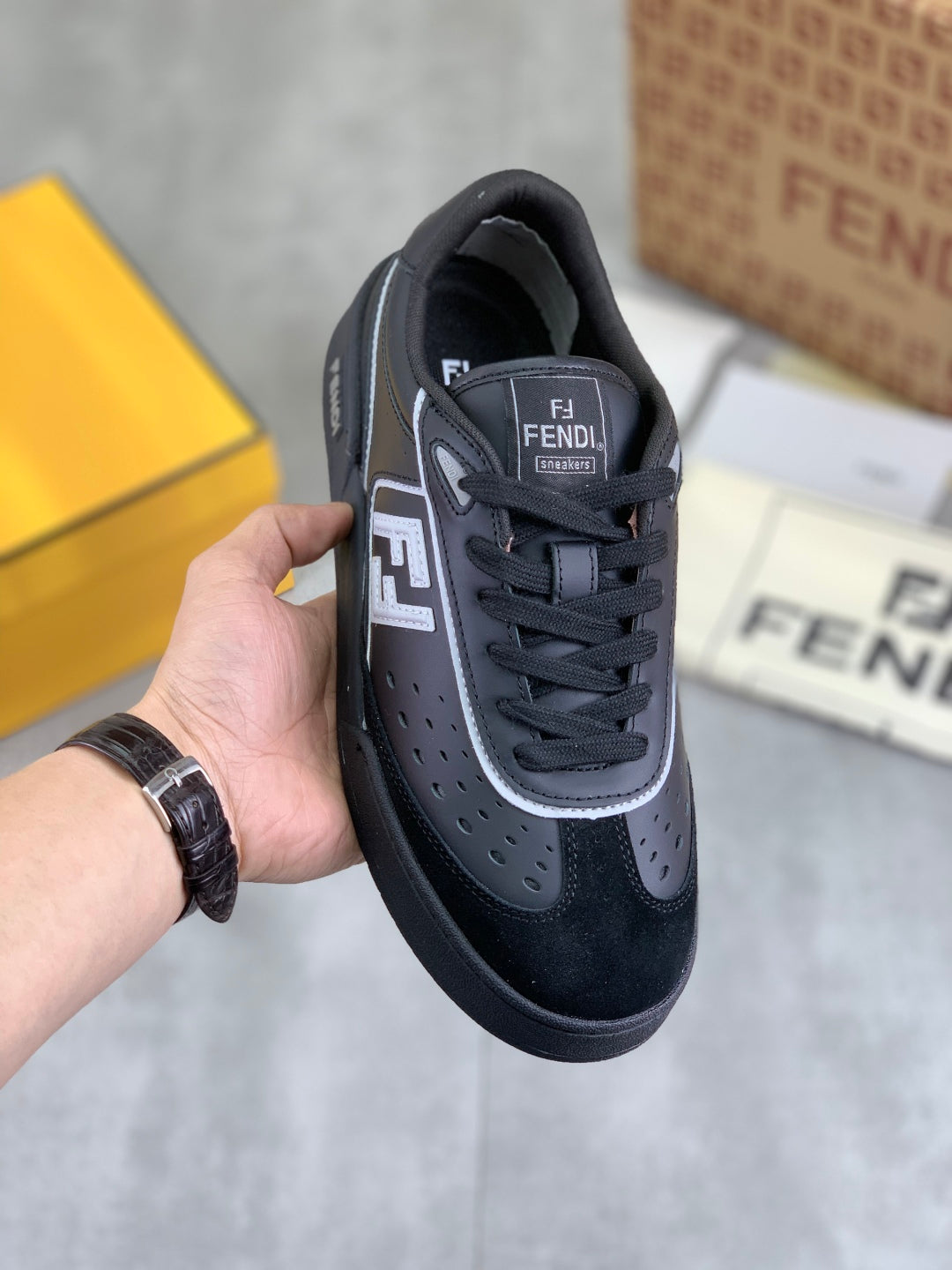 LuxluxHouse Best Quality Shoes Fendi