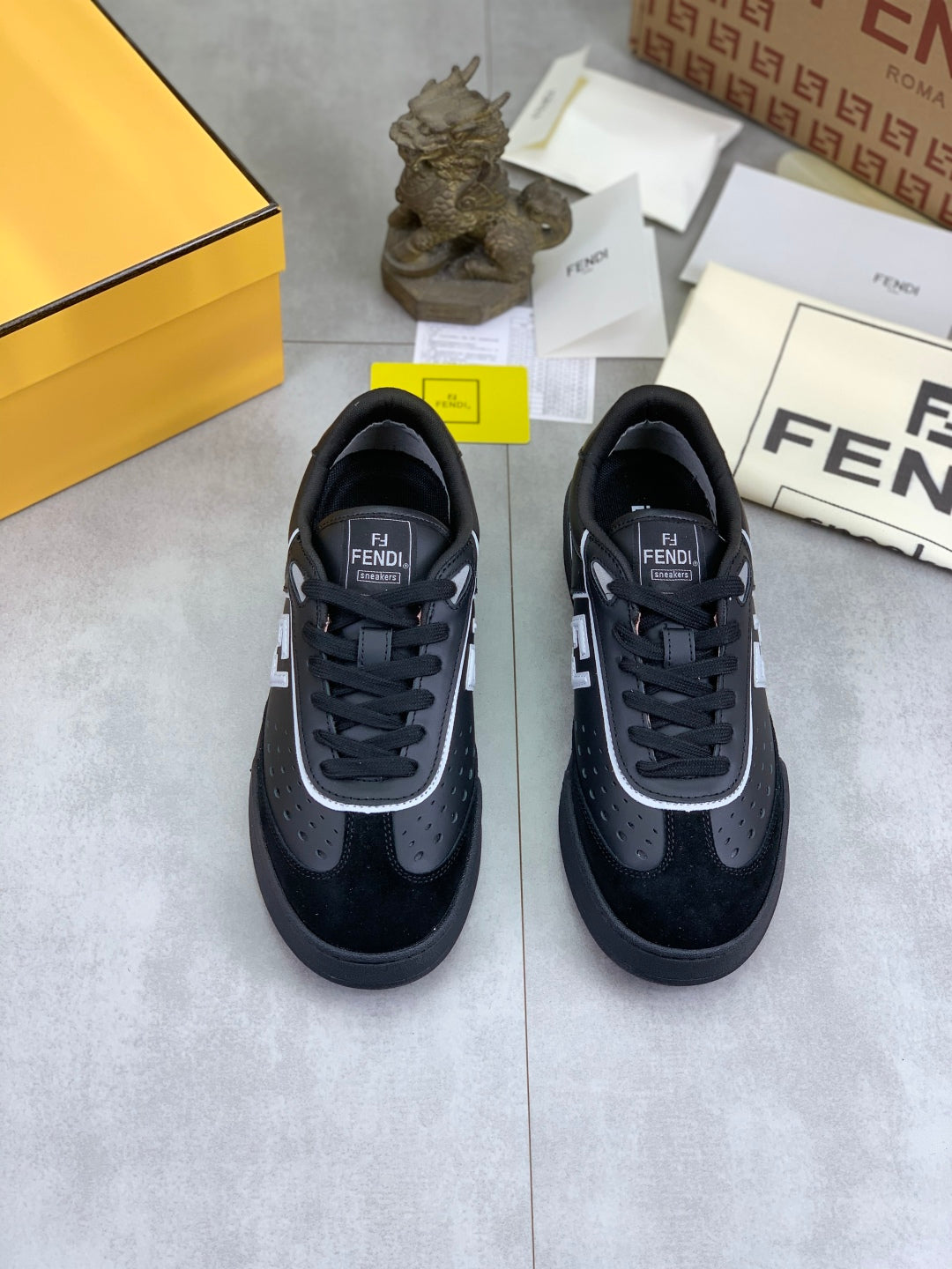 LuxluxHouse Best Quality Shoes Fendi