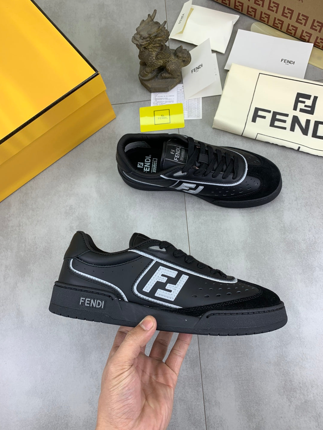 LuxluxHouse Best Quality Shoes Fendi