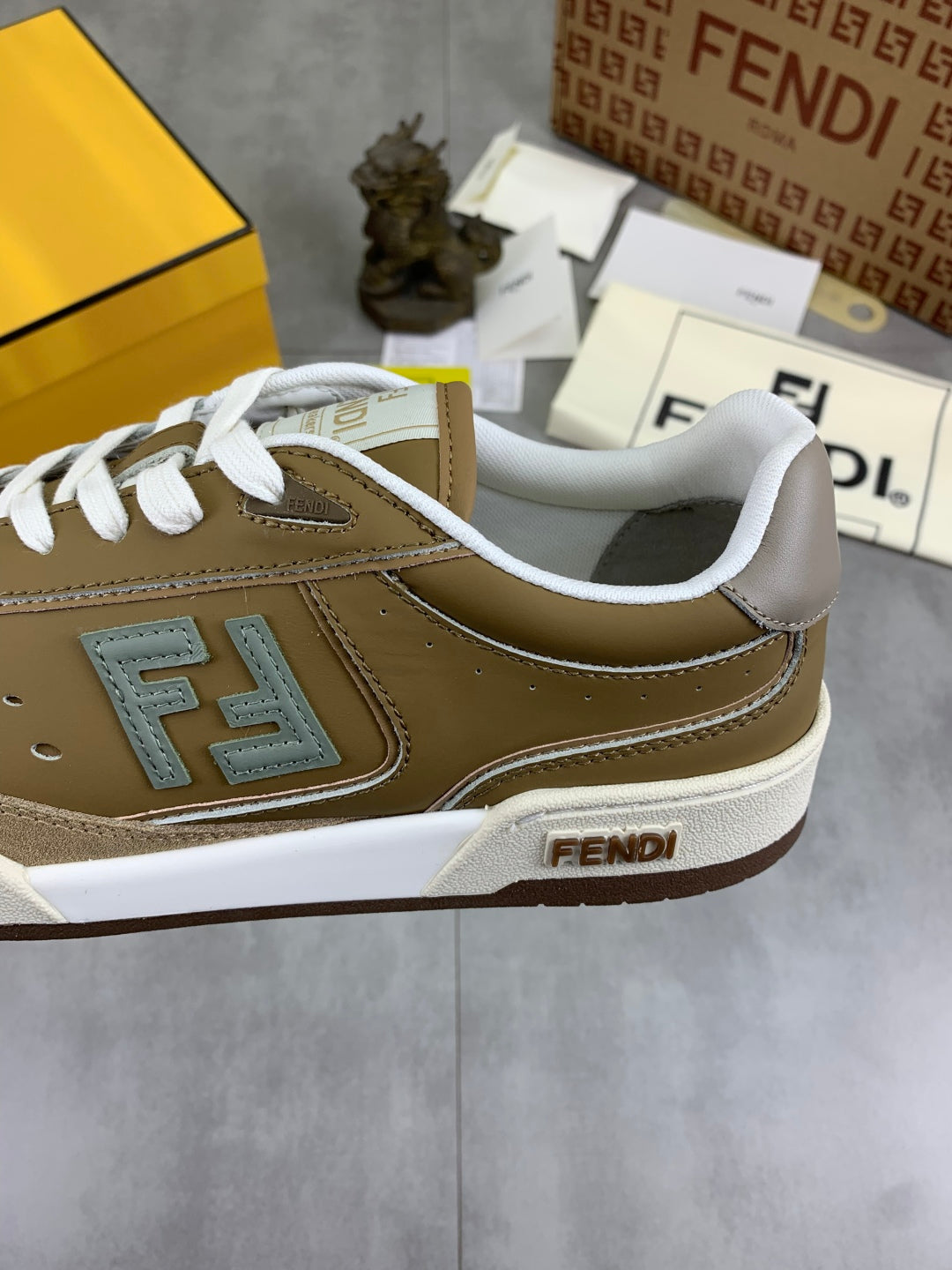 LuxluxHouse Best Quality Shoes Fendi