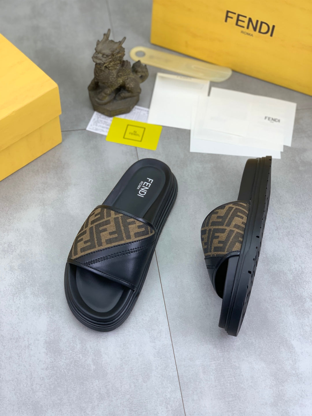 LuxluxHouse Best Quality Sandals Fendi