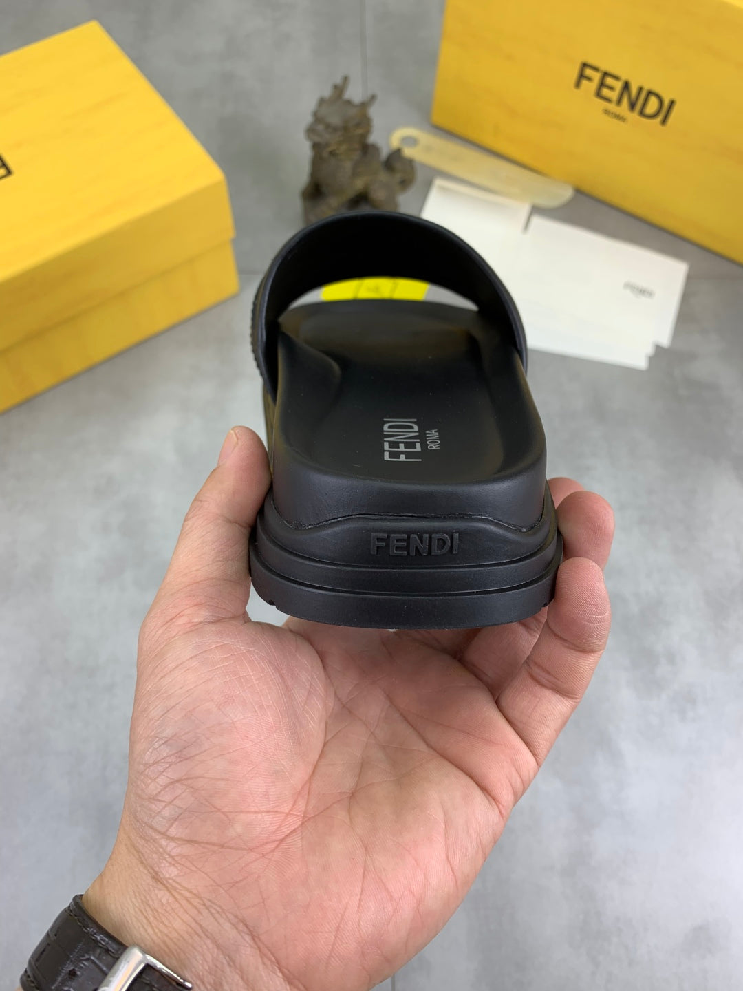 LuxluxHouse Best Quality Sandals Fendi