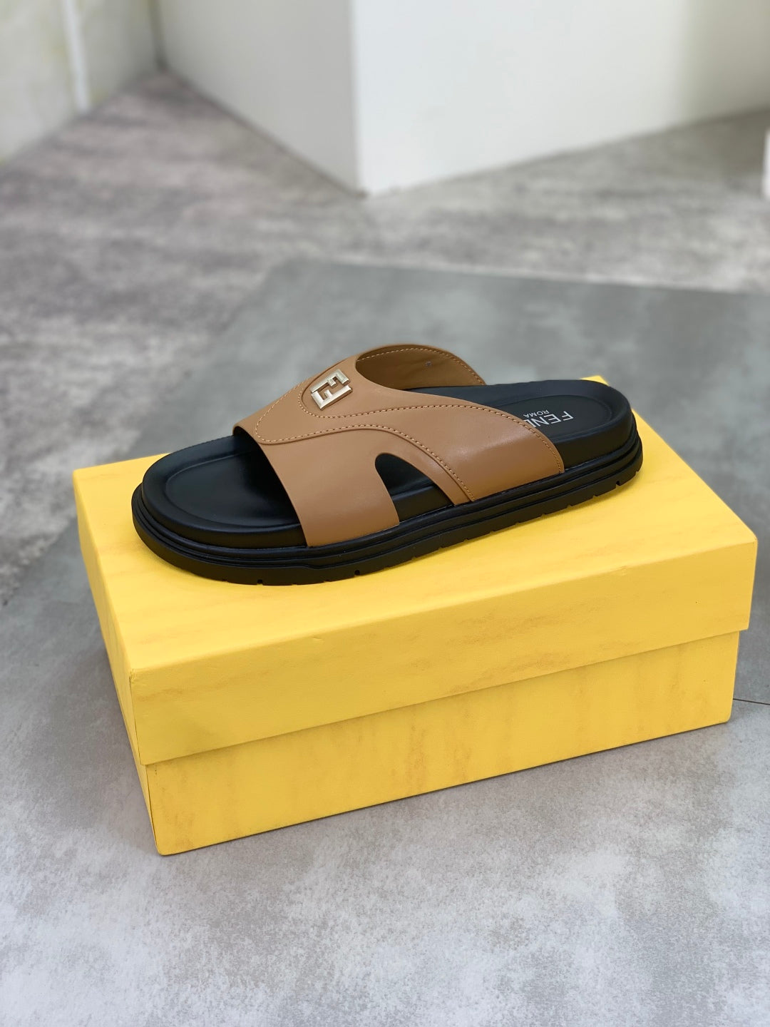 LuxluxHouse Best Quality Sandals Fendi