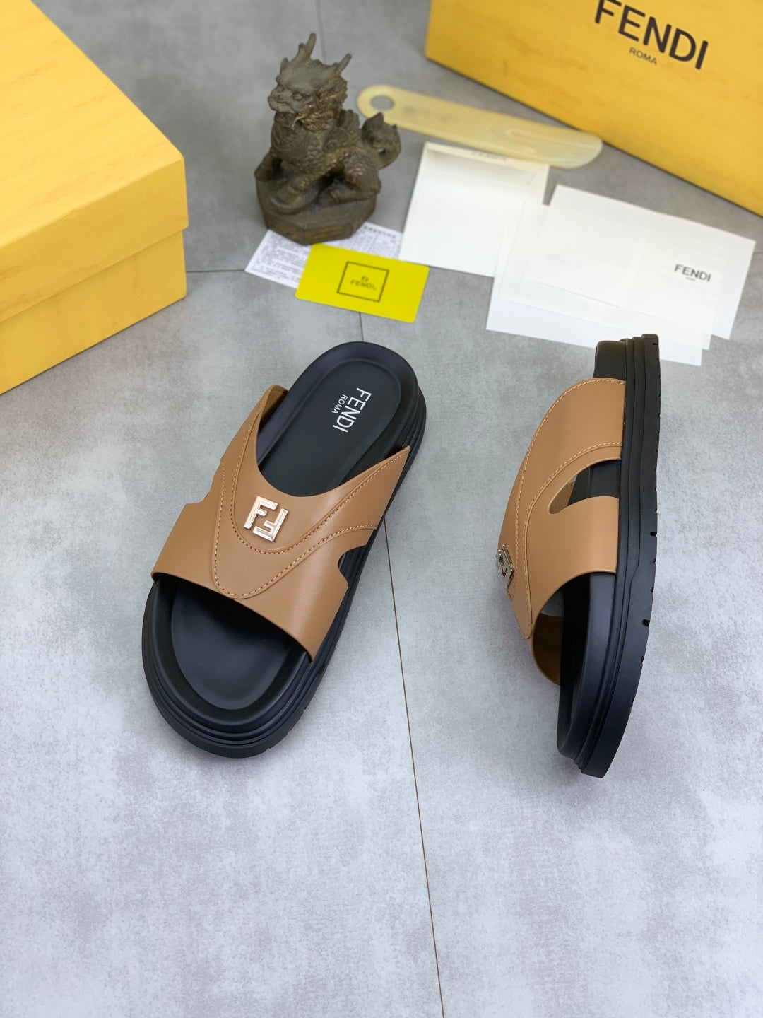 LuxluxHouse Best Quality Sandals Fendi