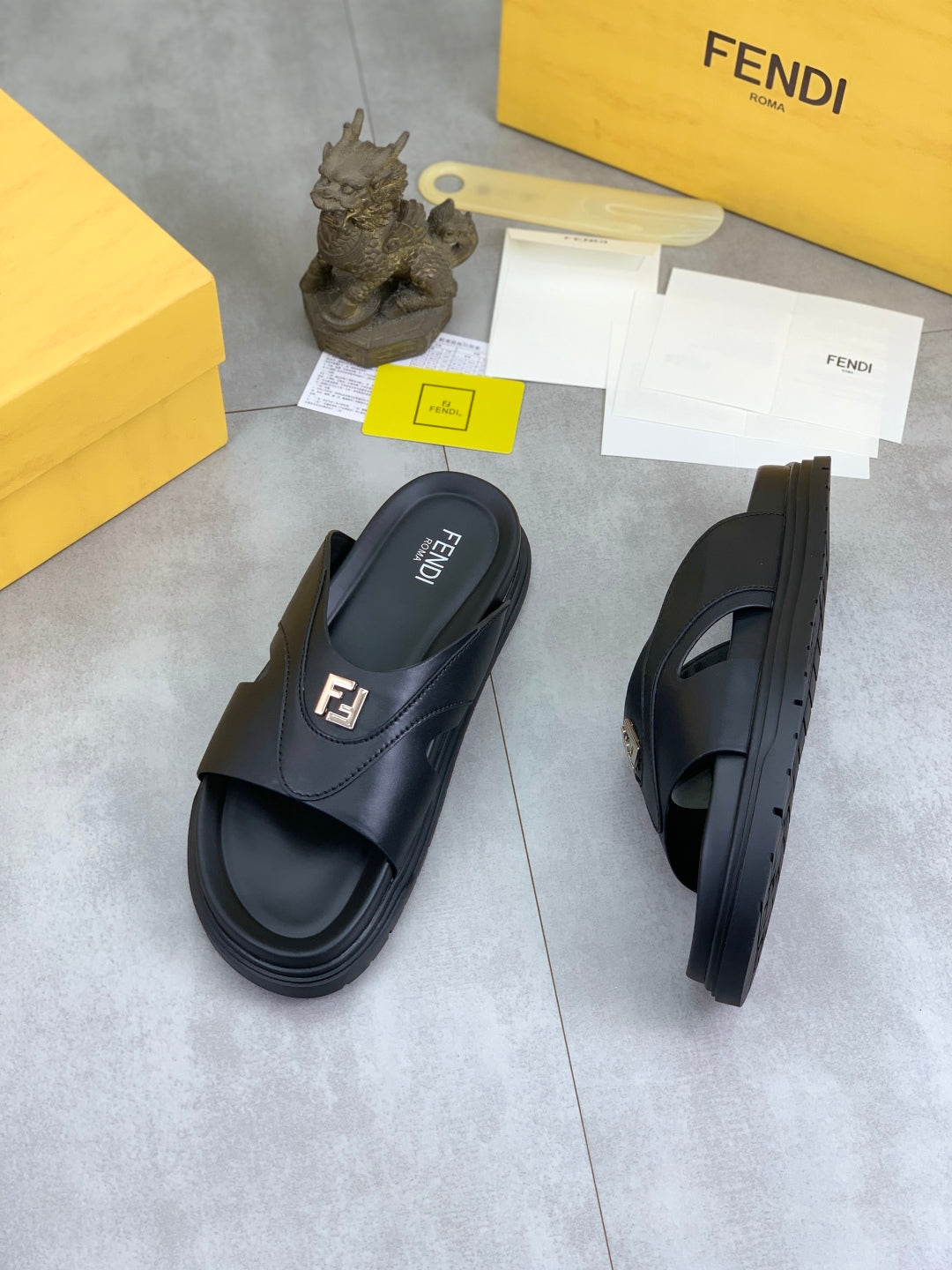 LuxluxHouse Best Quality Sandals Fendi