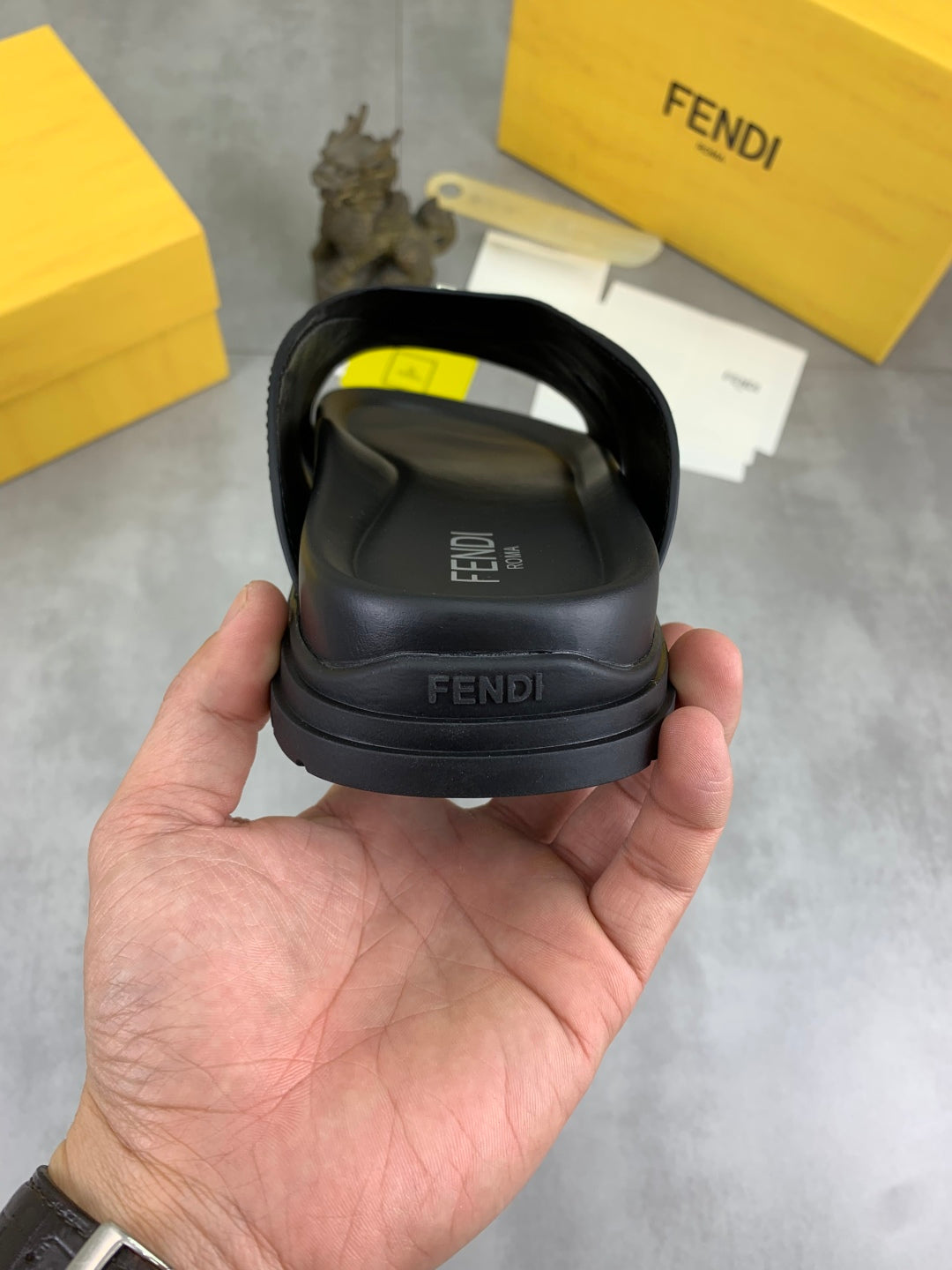 LuxluxHouse Best Quality Sandals Fendi