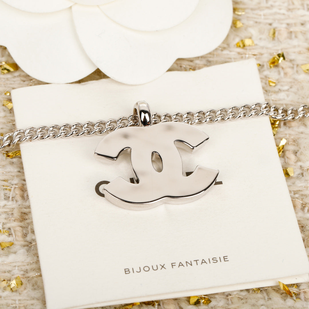 LuxluxHouse Best Quality Accessories Necklace Chanel